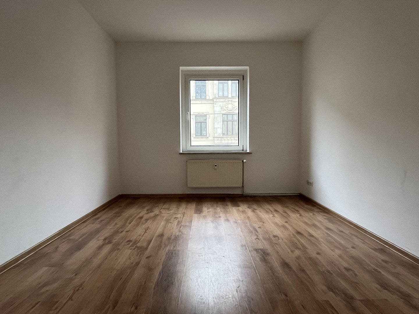 Prenájom bytu 3-izbový 76 m², Leipziger Straße 132, Zwickau, Sasko Prenájom bytu 3-izbový 76 m², Leipziger Straße 132, Zwickau, Sasko
