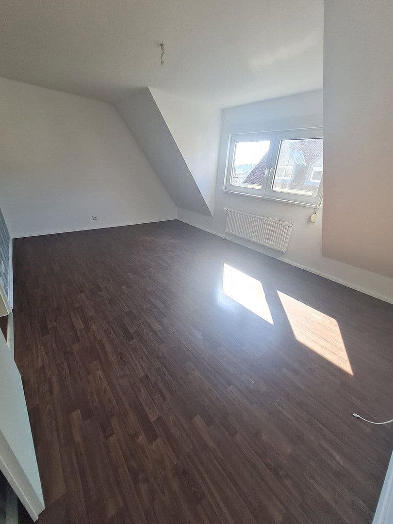 Prenájom bytu 2-izbový 55 m², Friedrichsauer Ring 6, Hohen Neuendorf, Brandenbursko Prenájom bytu 2-izbový 55 m², Friedrichsauer Ring 6, Hohen Neuendorf, Brandenbursko