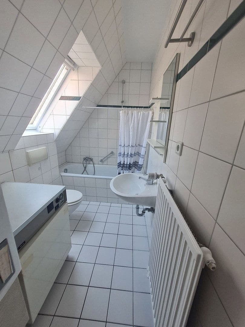 Prenájom bytu 2-izbový 55 m², Friedrichsauer Ring 6, Hohen Neuendorf, Brandenbursko Prenájom bytu 2-izbový 55 m², Friedrichsauer Ring 6, Hohen Neuendorf, Brandenbursko