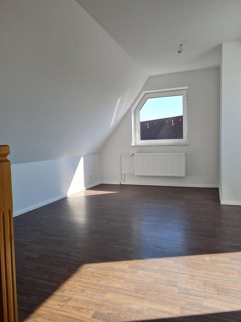 Prenájom bytu 2-izbový 55 m², Friedrichsauer Ring 6, Hohen Neuendorf, Brandenbursko Prenájom bytu 2-izbový 55 m², Friedrichsauer Ring 6, Hohen Neuendorf, Brandenbursko