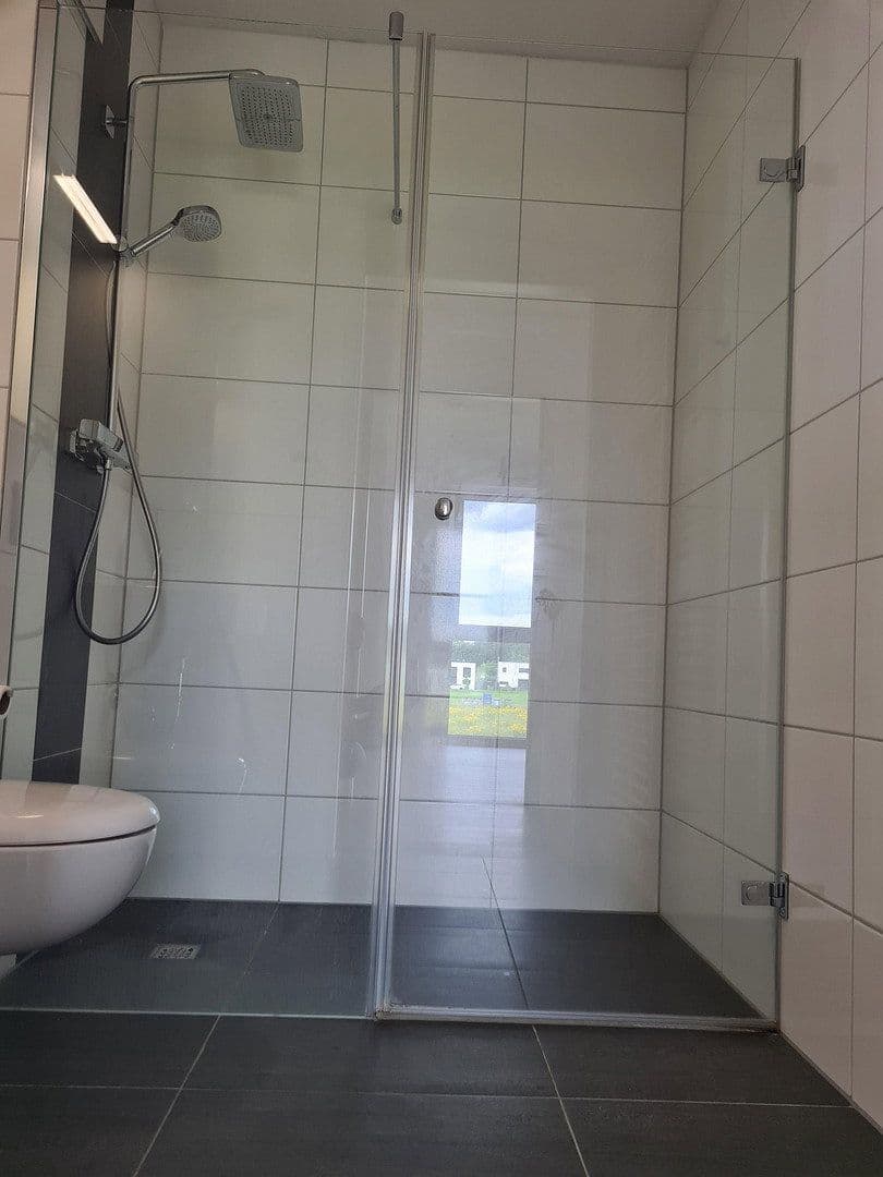 Prenájom bytu 3-izbový 87 m², Lübecker Strasse 13, Gelsenkirchen- Graf Bismark, Severné Porýnie - Westfálsko Prenájom bytu 3-izbový 87 m², Lübecker Strasse 13, Gelsenkirchen- Graf Bismark, Severné Porýnie - Westfálsko