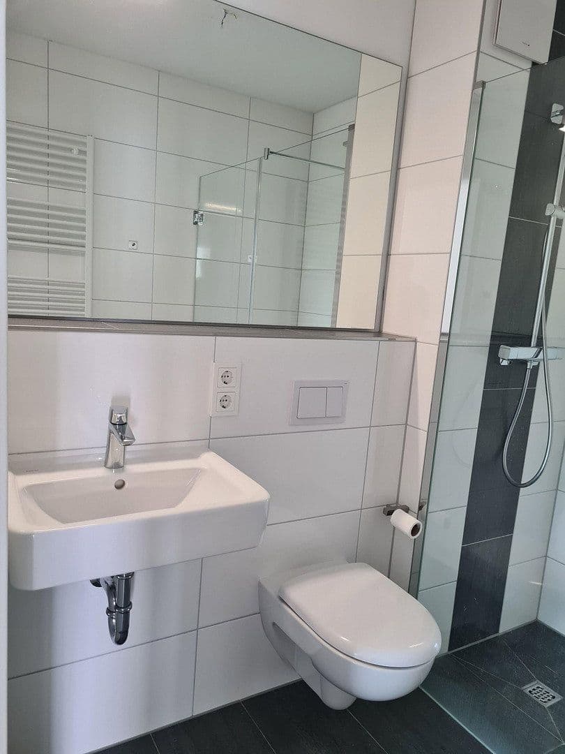 Prenájom bytu 3-izbový 87 m², Lübecker Strasse 13, Gelsenkirchen- Graf Bismark, Severné Porýnie - Westfálsko Prenájom bytu 3-izbový 87 m², Lübecker Strasse 13, Gelsenkirchen- Graf Bismark, Severné Porýnie - Westfálsko