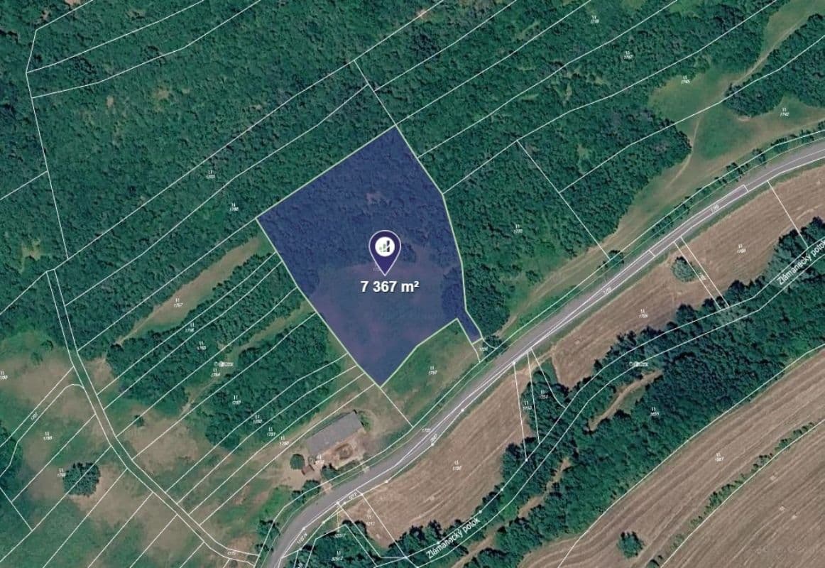 Predaj pozemku 7.367 m², Zlámanec, Zlínský kraj Predaj pozemku 7.367 m², Zlámanec, Zlínský kraj