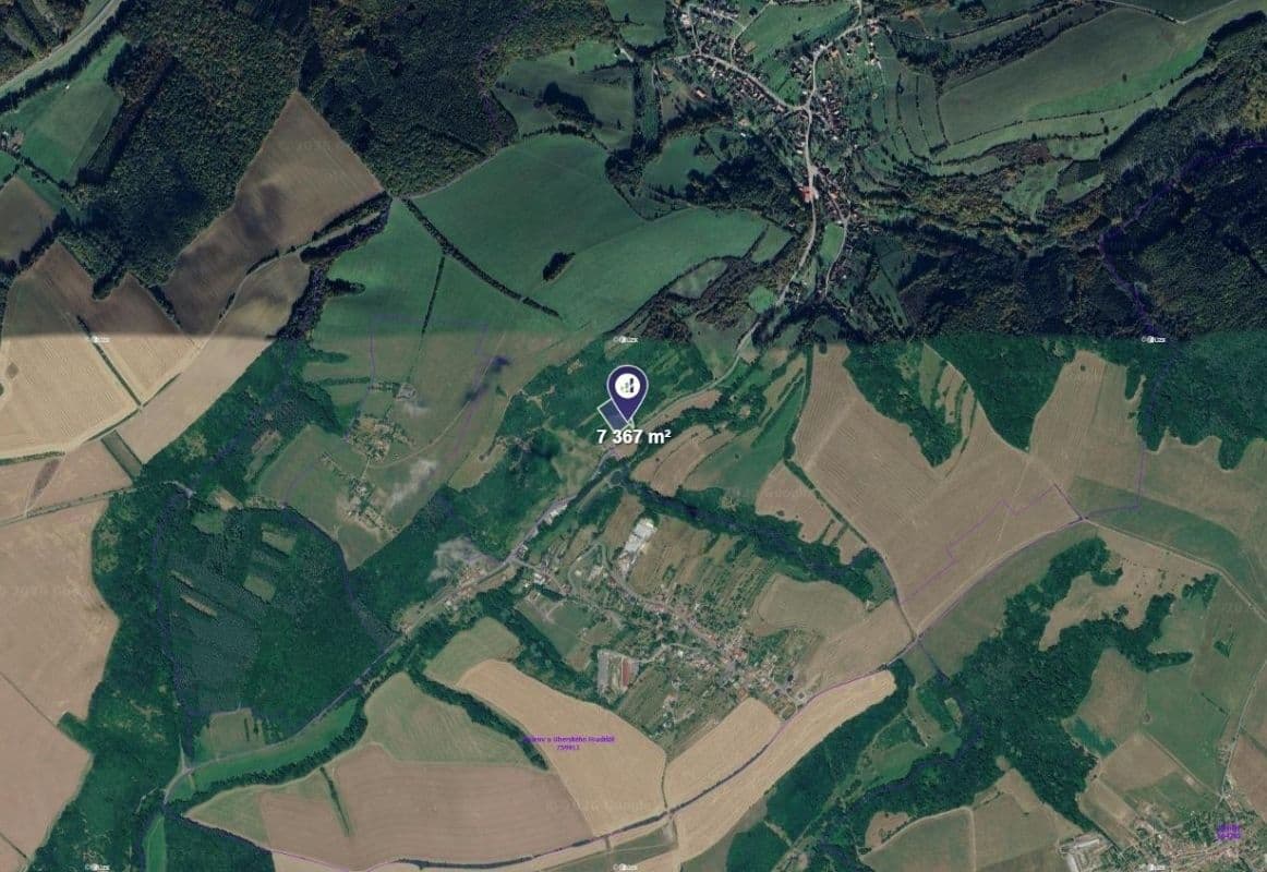 Predaj pozemku 7.367 m², Zlámanec, Zlínský kraj Predaj pozemku 7.367 m², Zlámanec, Zlínský kraj