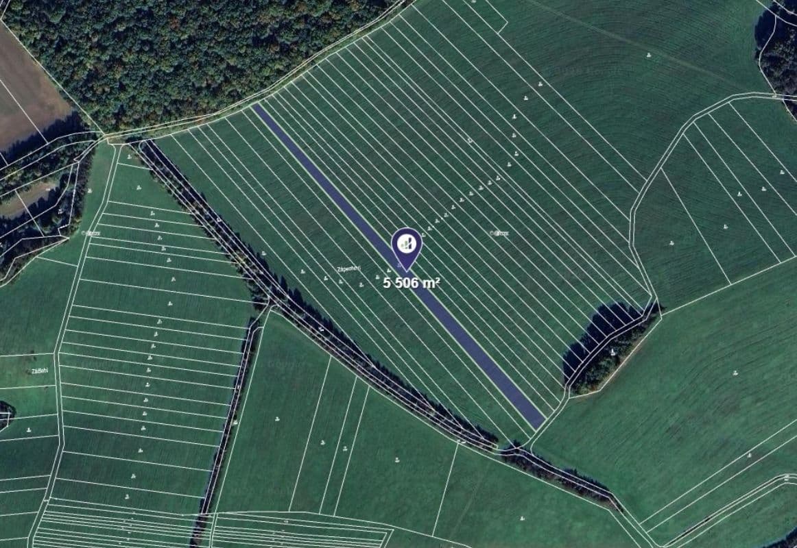 Predaj pozemku 5.506 m², Zlámanec, Zlínský kraj Predaj pozemku 5.506 m², Zlámanec, Zlínský kraj