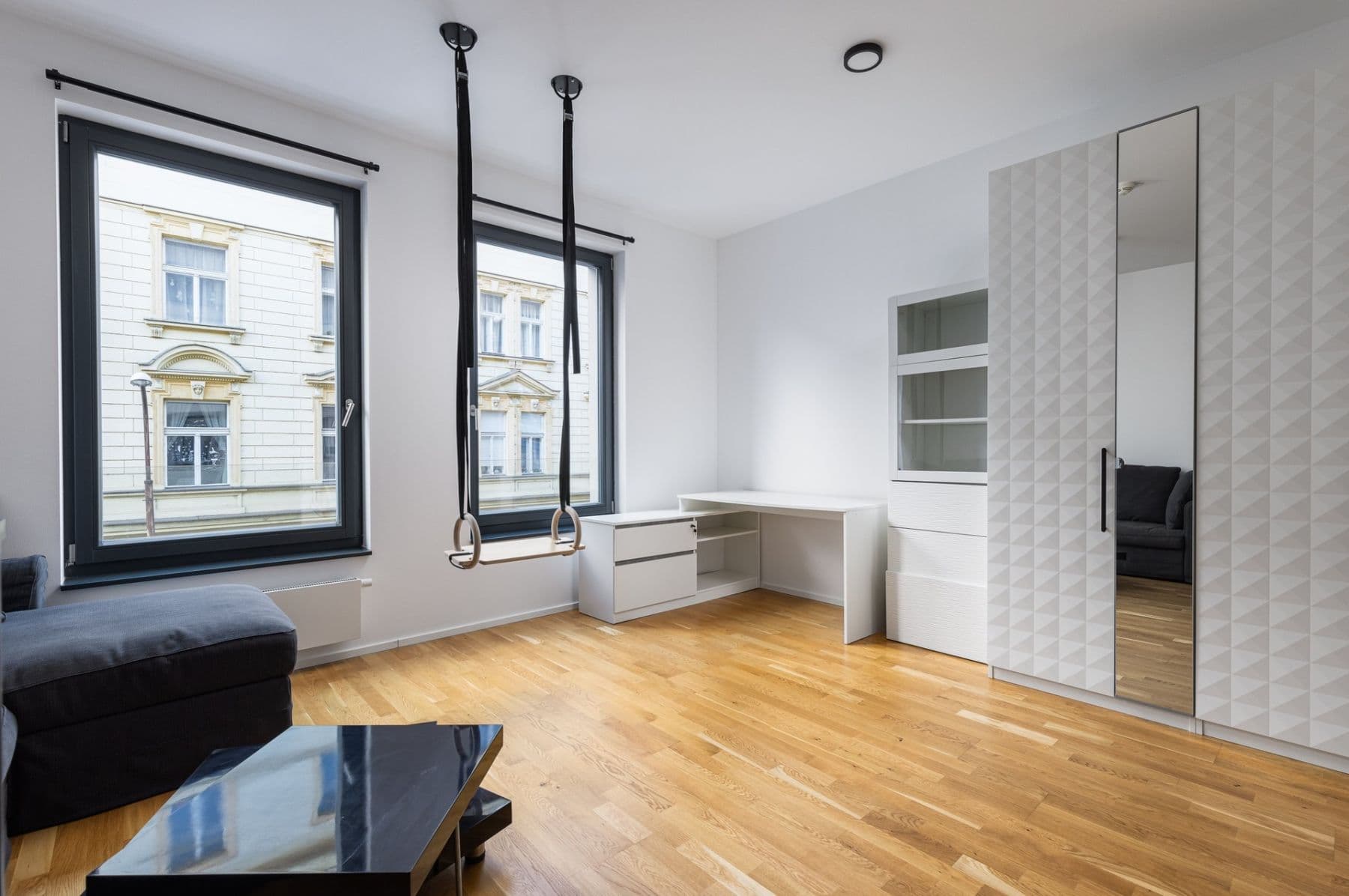 Prenájom bytu 1-izbový 30 m², Grafická, Praha, Praha Prenájom bytu 1-izbový 30 m², Grafická, Praha, Praha