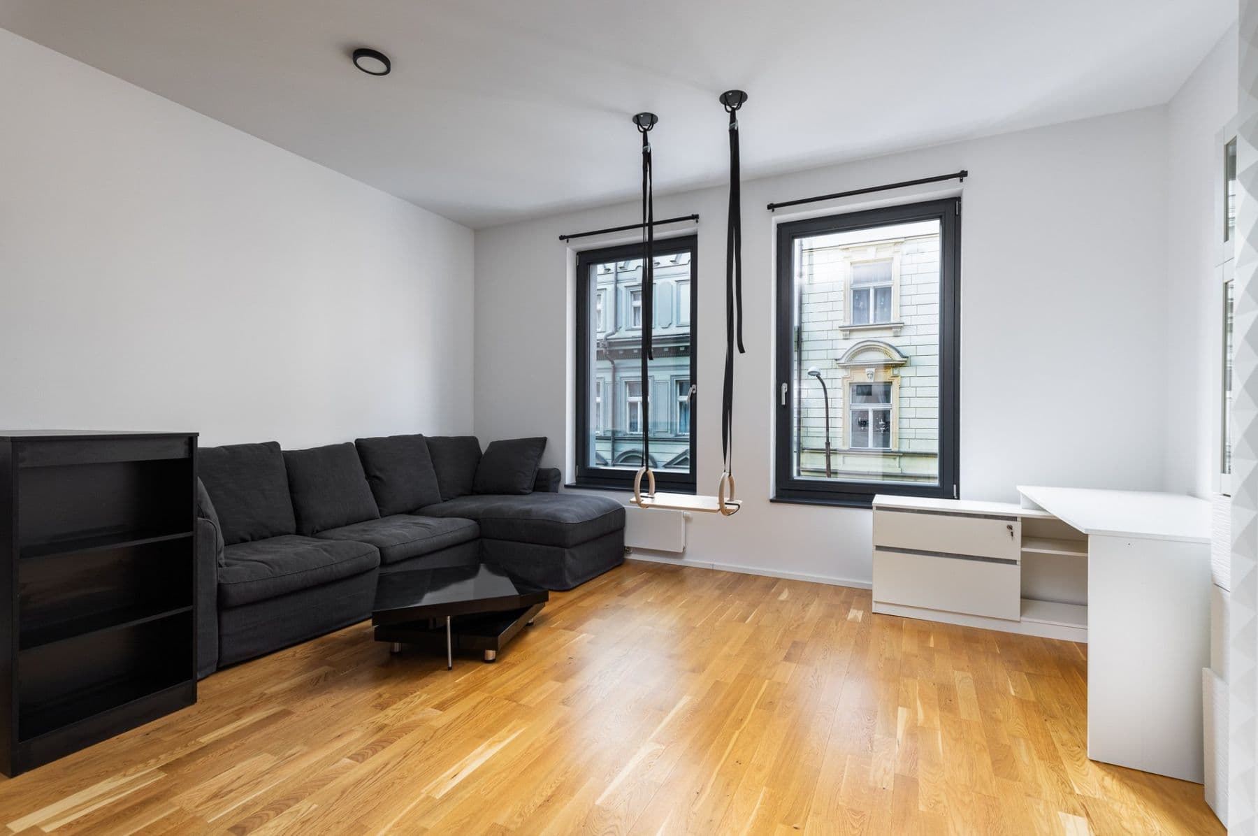 Prenájom bytu 1-izbový 30 m², Grafická, Praha, Praha Prenájom bytu 1-izbový 30 m², Grafická, Praha, Praha