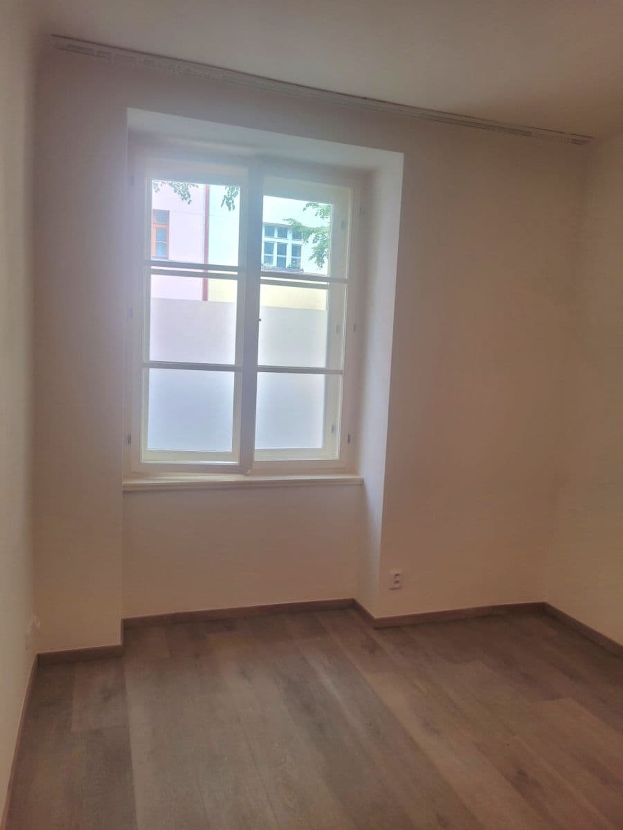 Prenájom bytu 2-izbový 53 m², Žerotínova, Praha, Praha Prenájom bytu 2-izbový 53 m², Žerotínova, Praha, Praha