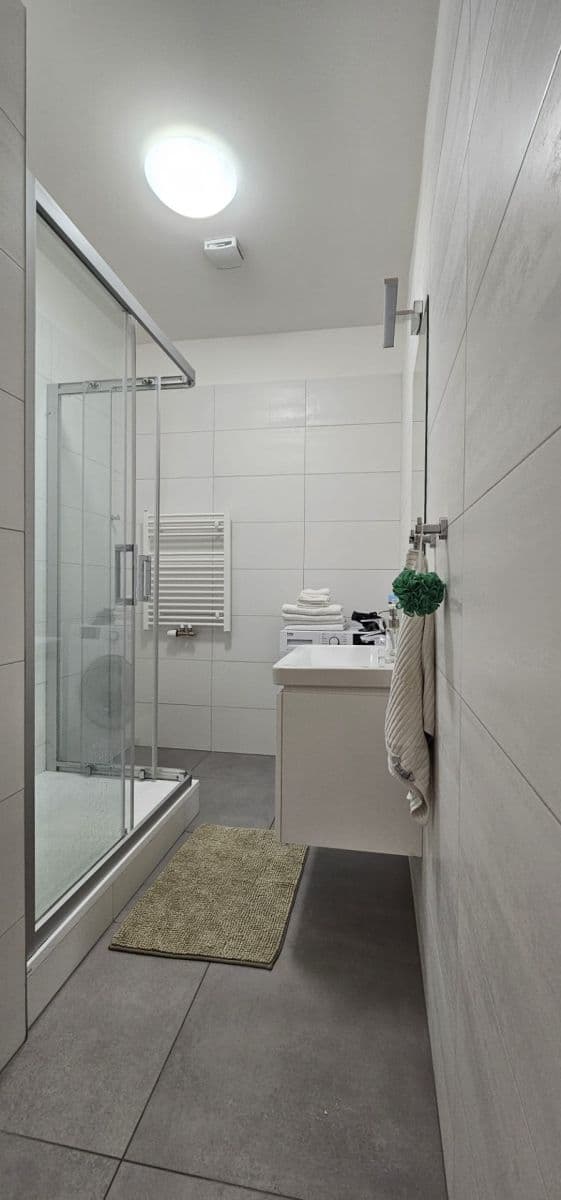 Prenájom bytu 2-izbový 59 m², Mlynářská, Praha, Praha Prenájom bytu 2-izbový 59 m², Mlynářská, Praha, Praha