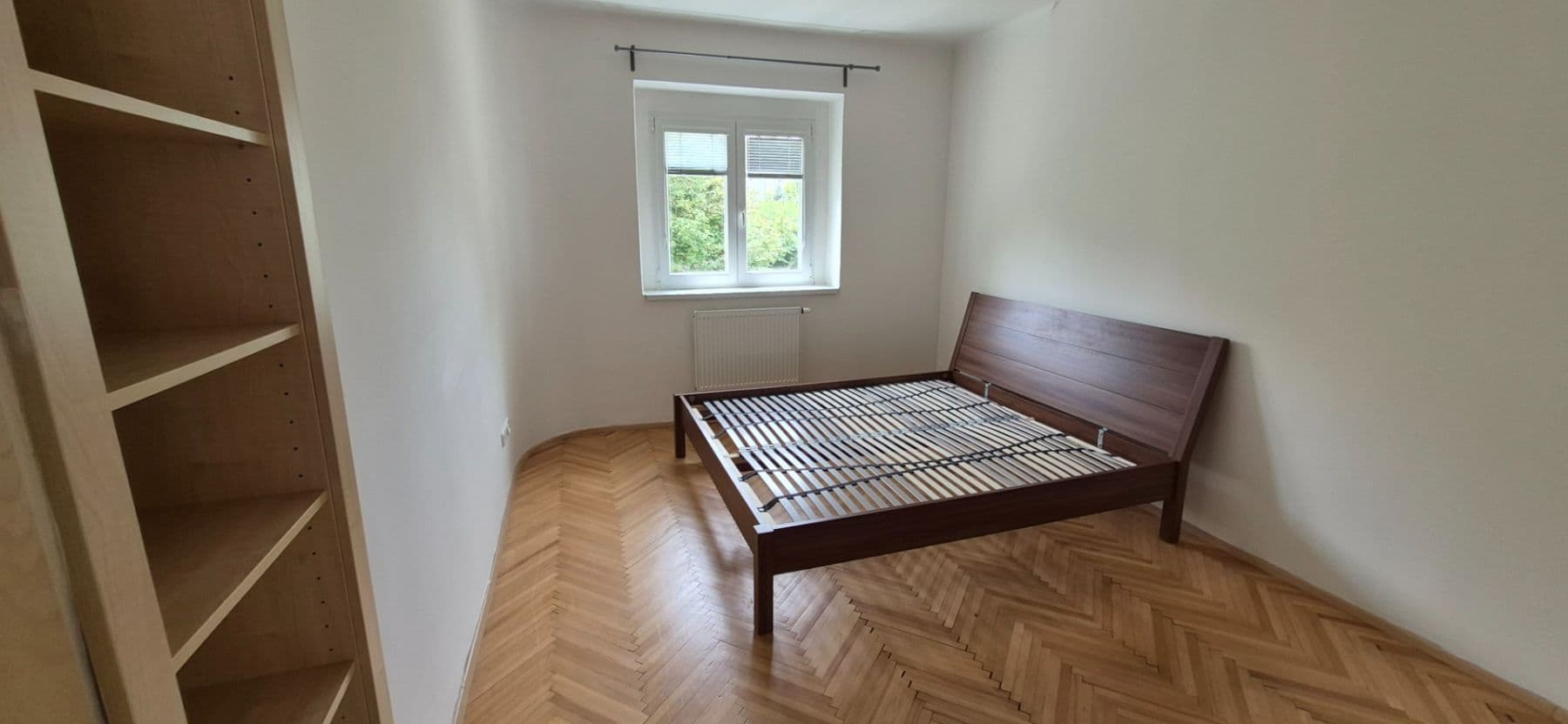 Prenájom bytu 2-izbový 55 m², Okružní, Praha, Praha Prenájom bytu 2-izbový 55 m², Okružní, Praha, Praha