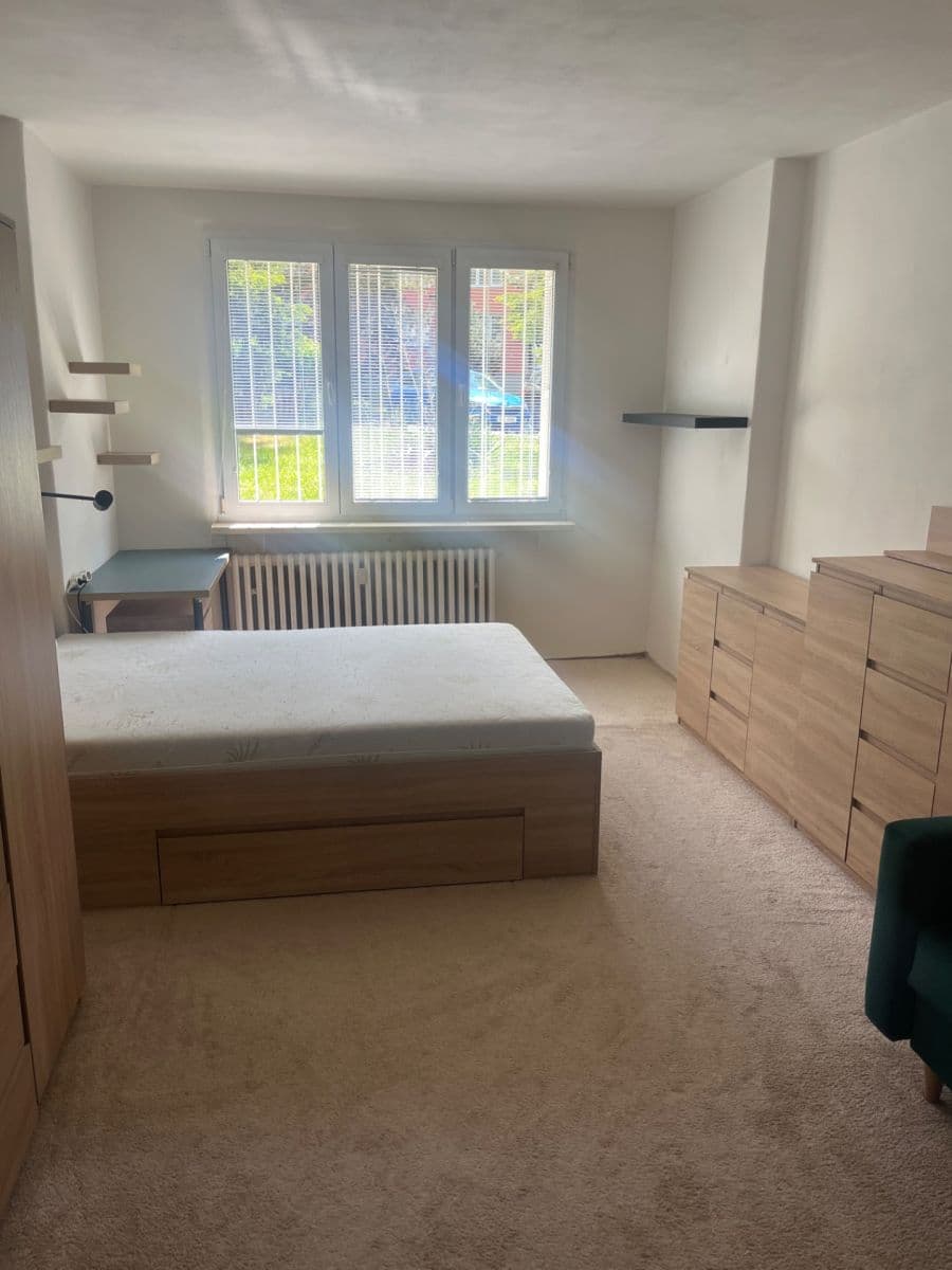 Predaj bytu 2-izbový 66 m², Tenisová, Praha, Praha Predaj bytu 2-izbový 66 m², Tenisová, Praha, Praha