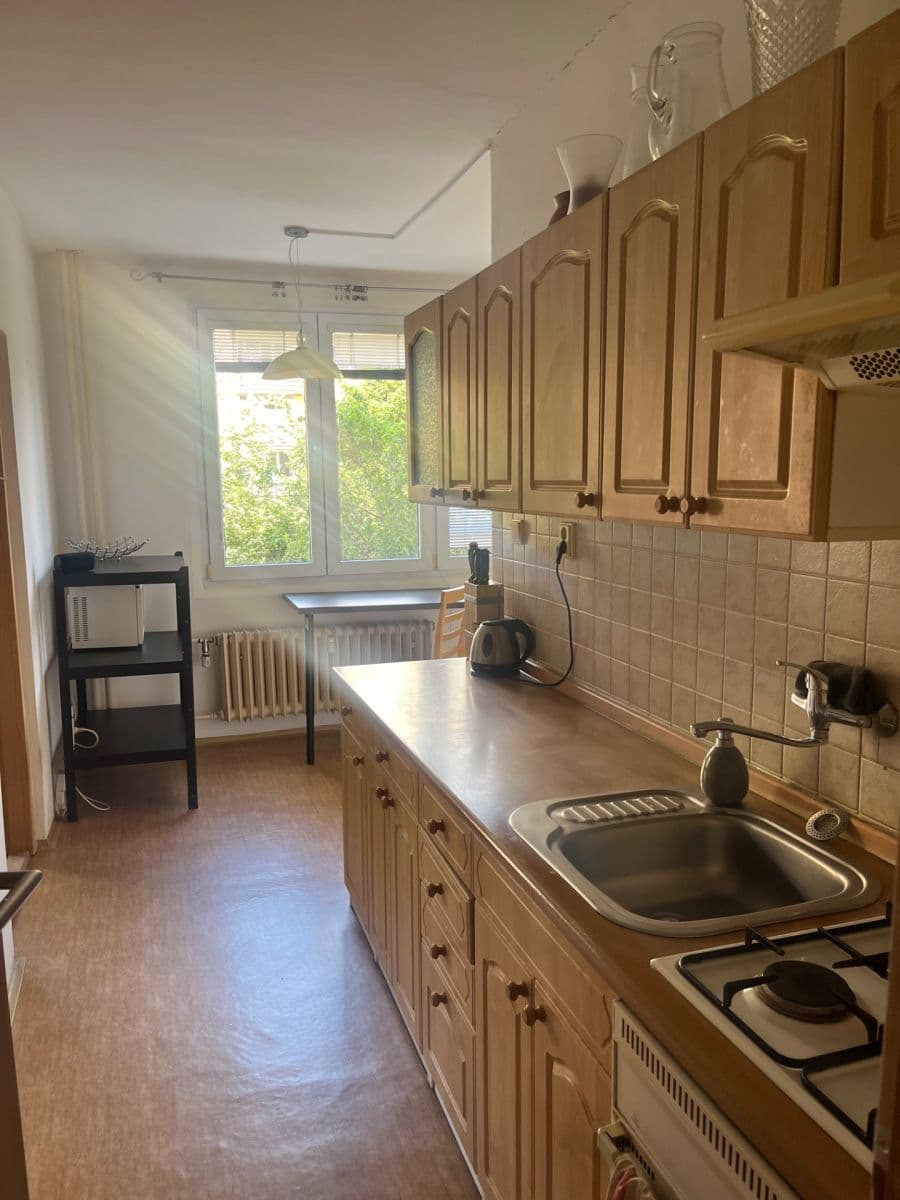 Predaj bytu 2-izbový 66 m², Tenisová, Praha, Praha Predaj bytu 2-izbový 66 m², Tenisová, Praha, Praha