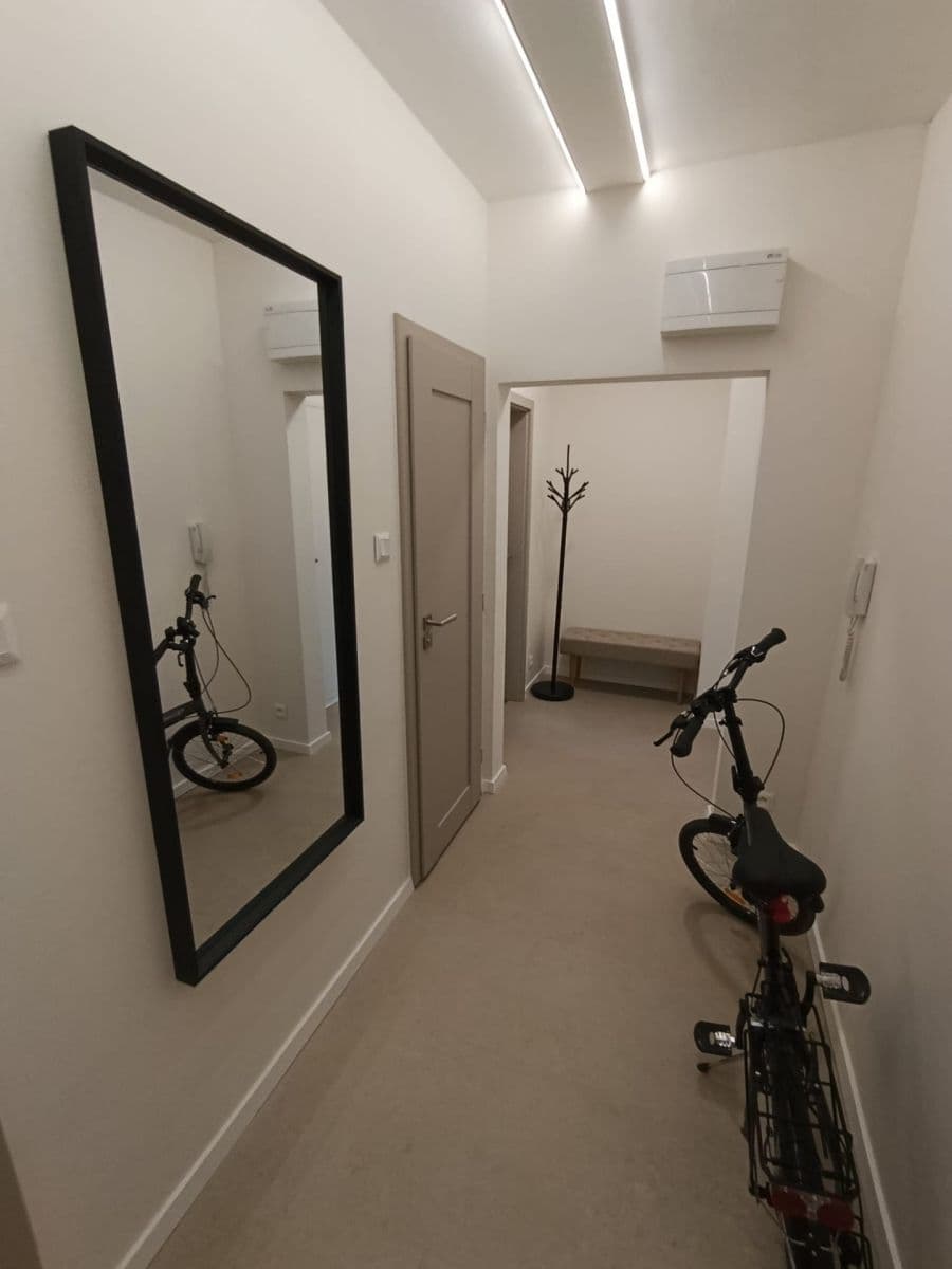 Predaj bytu 2-izbový 56 m², Nezábudková, Ružinov, Bratislavský kraj Predaj bytu 2-izbový 56 m², Nezábudková, Ružinov, Bratislavský kraj