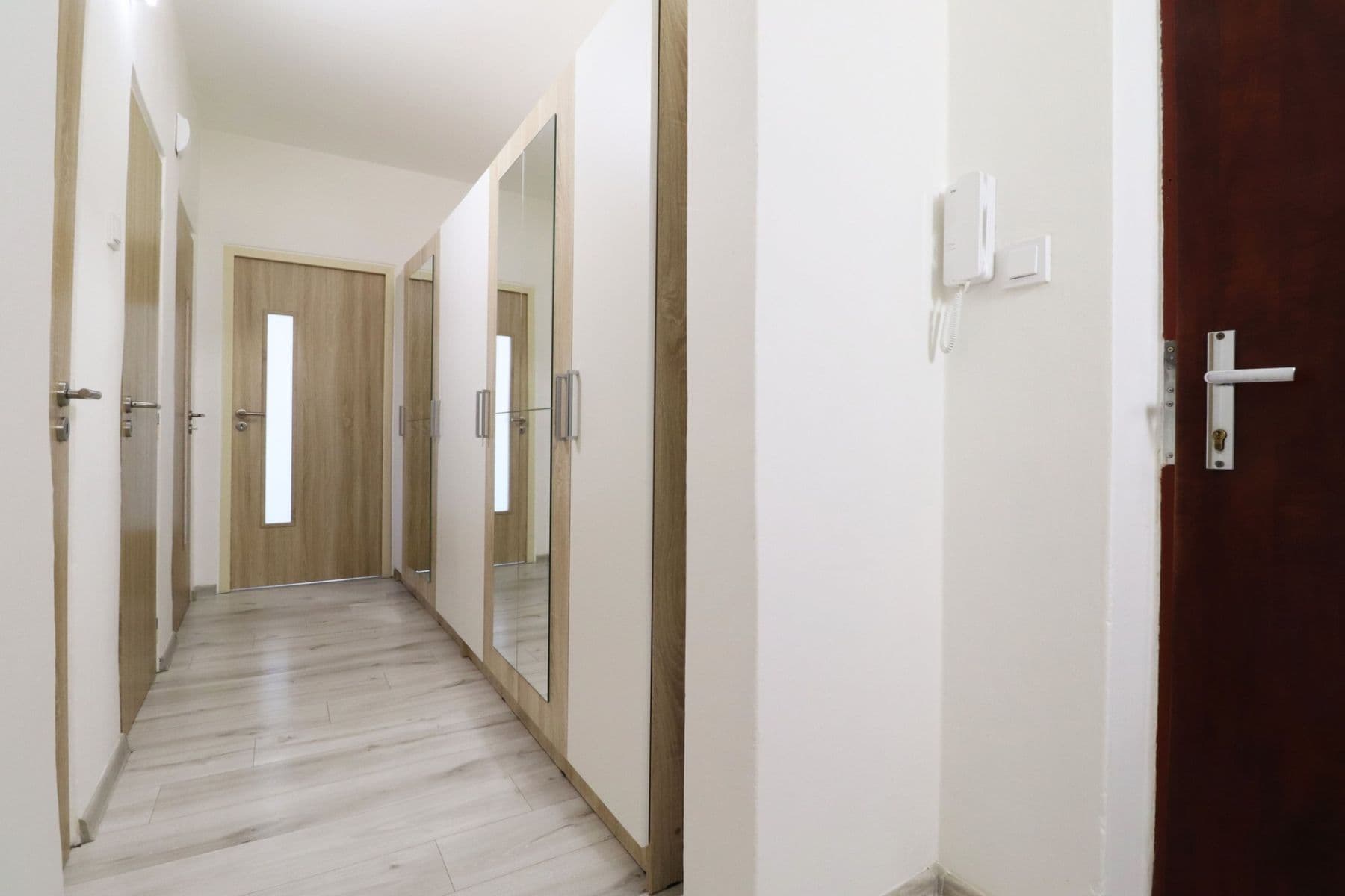 Prenájom bytu 2-izbový 58 m², Wednesbury, Kladno, Středočeský kraj Prenájom bytu 2-izbový 58 m², Wednesbury, Kladno, Středočeský kraj