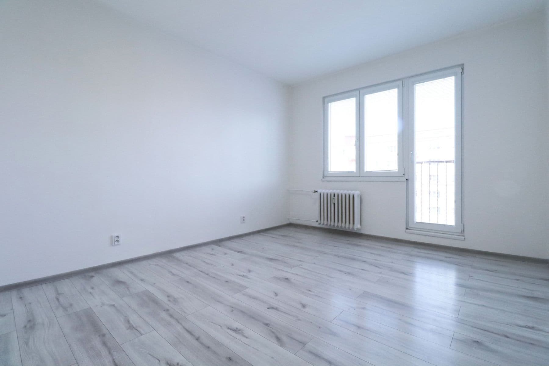 Prenájom bytu 2-izbový 58 m², Wednesbury, Kladno, Středočeský kraj Prenájom bytu 2-izbový 58 m², Wednesbury, Kladno, Středočeský kraj
