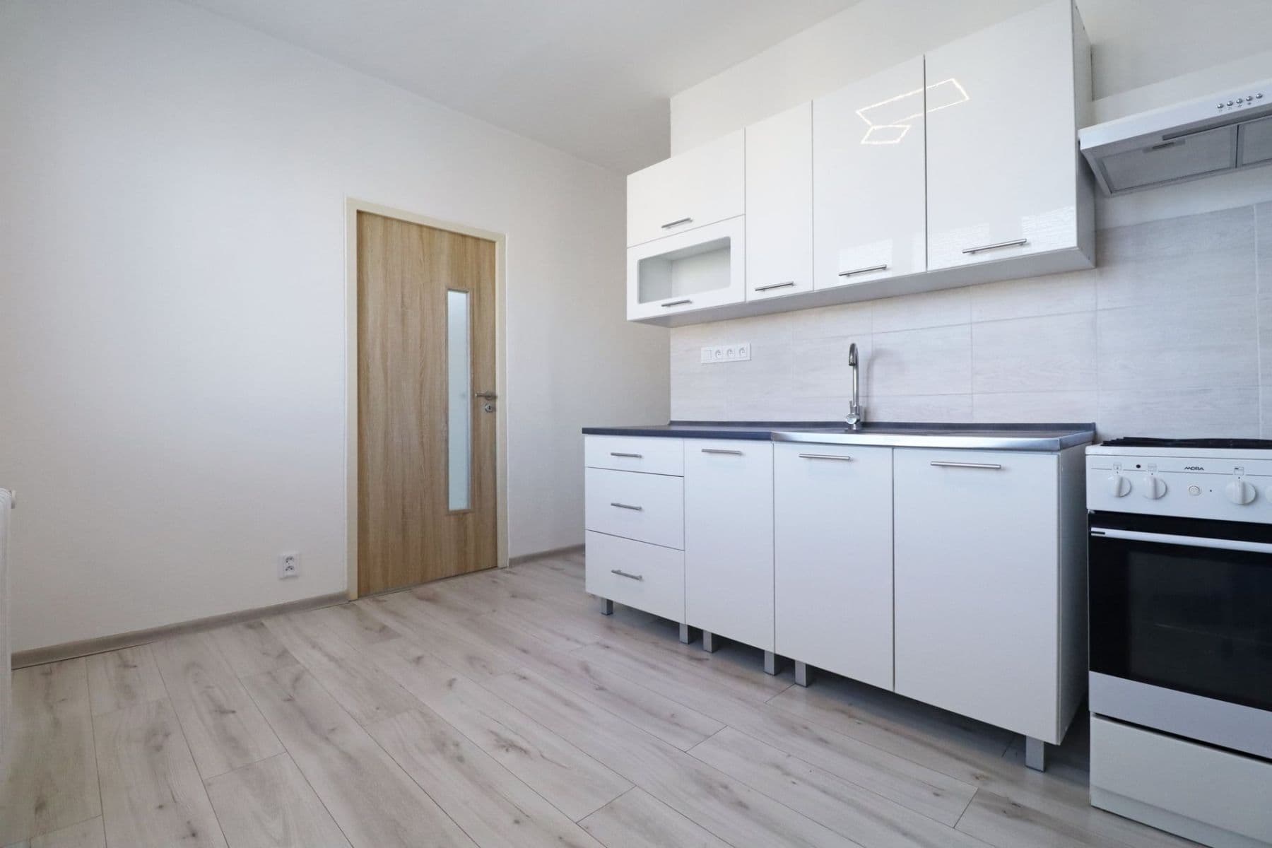 Prenájom bytu 2-izbový 58 m², Wednesbury, Kladno, Středočeský kraj Prenájom bytu 2-izbový 58 m², Wednesbury, Kladno, Středočeský kraj