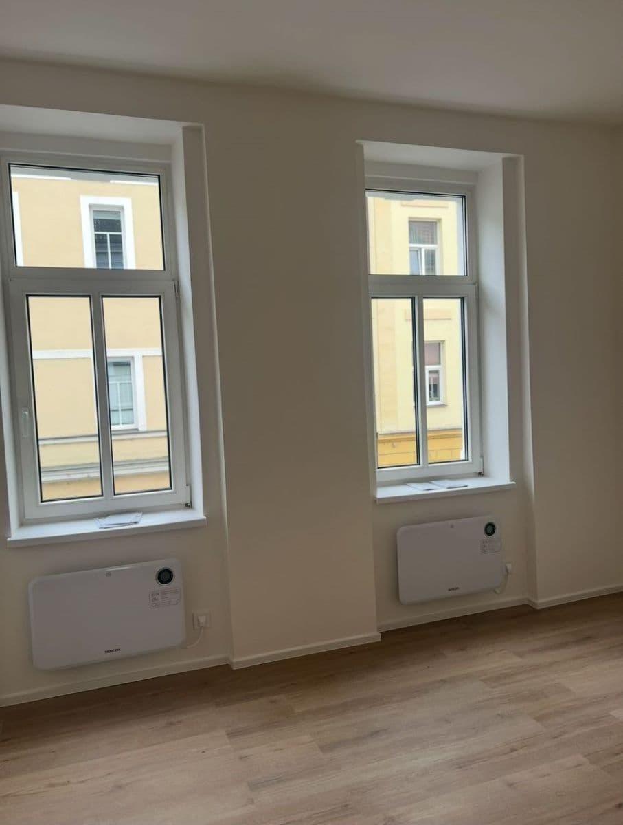 Prenájom bytu 1-izbový 20 m², Kolmá, Praha, Praha Prenájom bytu 1-izbový 20 m², Kolmá, Praha, Praha