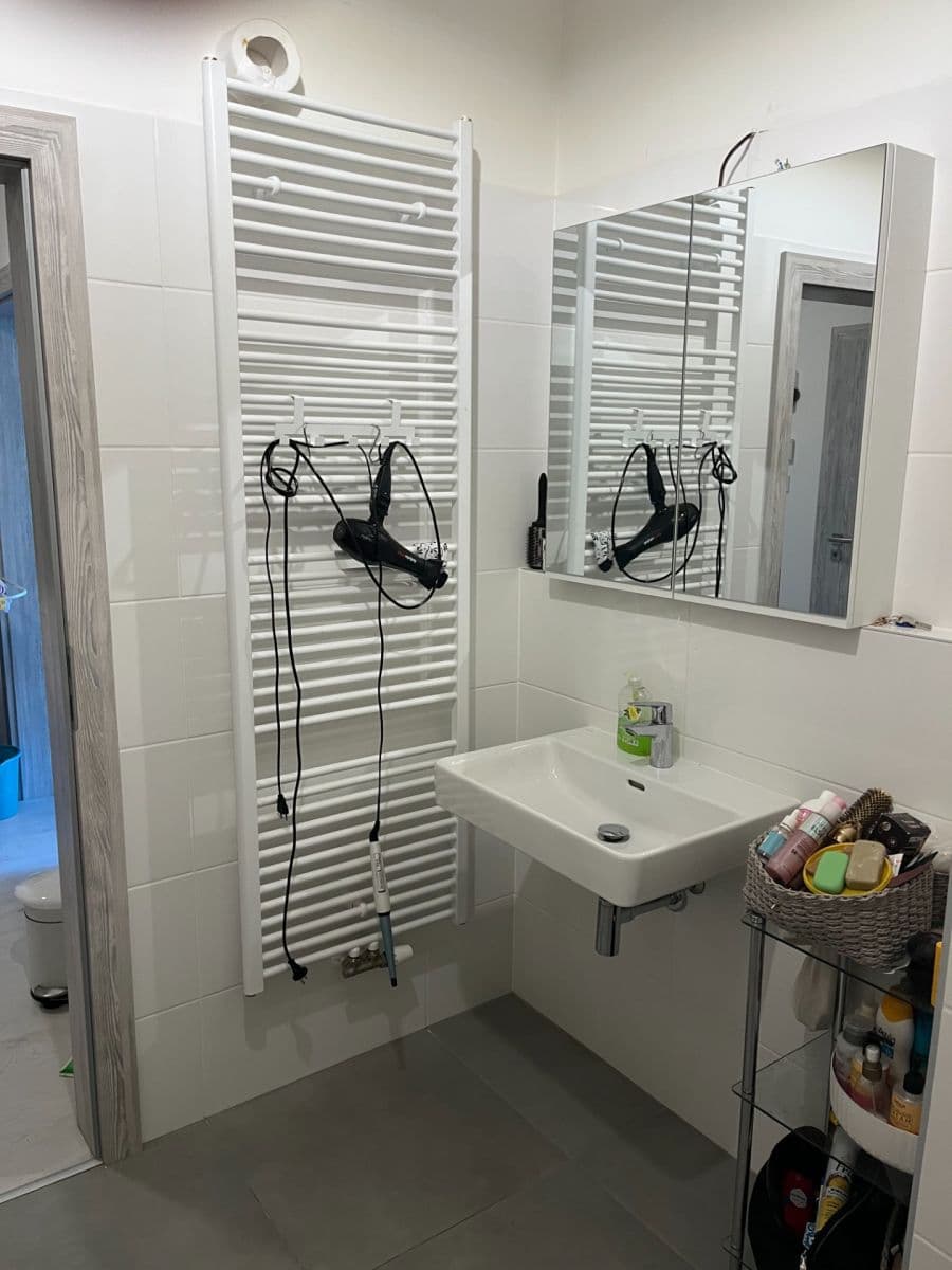 Prenájom bytu 1-izbový 44 m², Nad Kolčavkou, Praha, Praha Prenájom bytu 1-izbový 44 m², Nad Kolčavkou, Praha, Praha