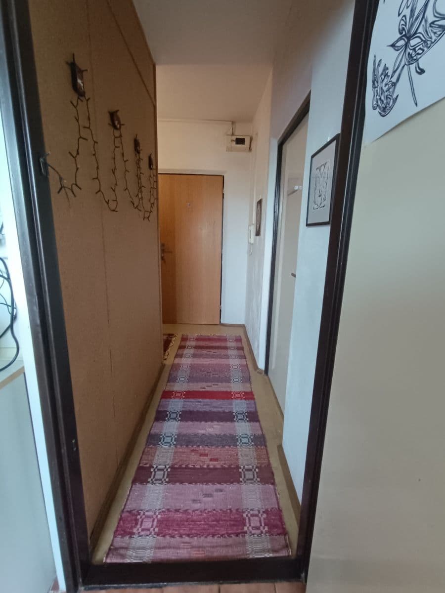 Predaj bytu 2-izbový 60 m², Vyšné fabriky, Liptovský Hrádok, Žilinský kraj Predaj bytu 2-izbový 60 m², Vyšné fabriky, Liptovský Hrádok, Žilinský kraj