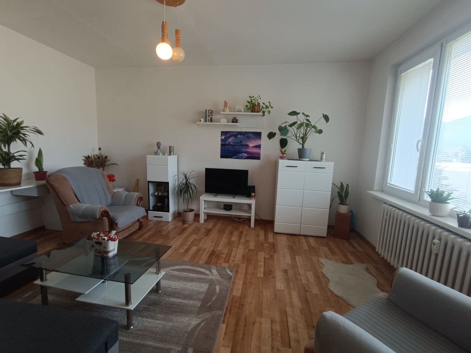 Predaj bytu 2-izbový 60 m², Vyšné fabriky, Liptovský Hrádok, Žilinský kraj Predaj bytu 2-izbový 60 m², Vyšné fabriky, Liptovský Hrádok, Žilinský kraj