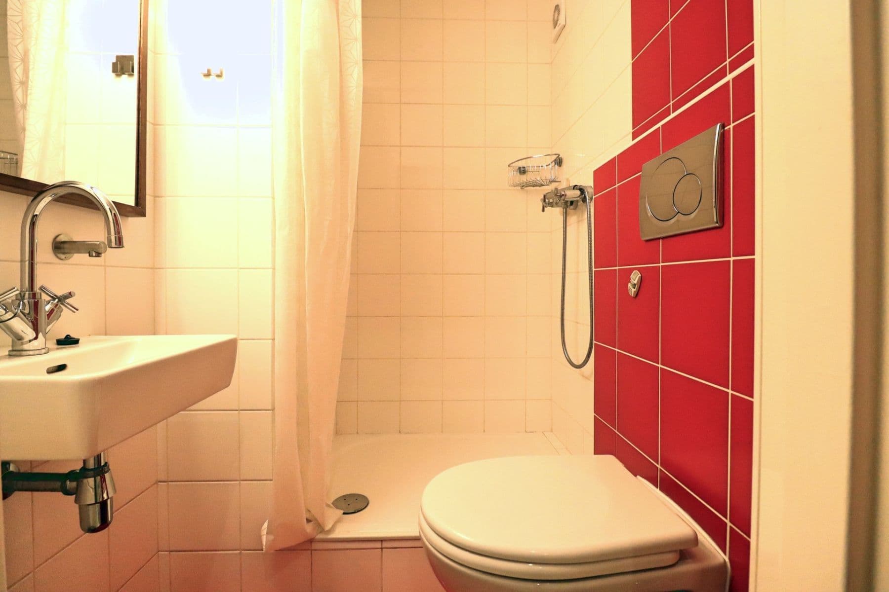 Prenájom bytu 4-izbový 84 m², Na Okrouhlíku, Praha, Praha Prenájom bytu 4-izbový 84 m², Na Okrouhlíku, Praha, Praha