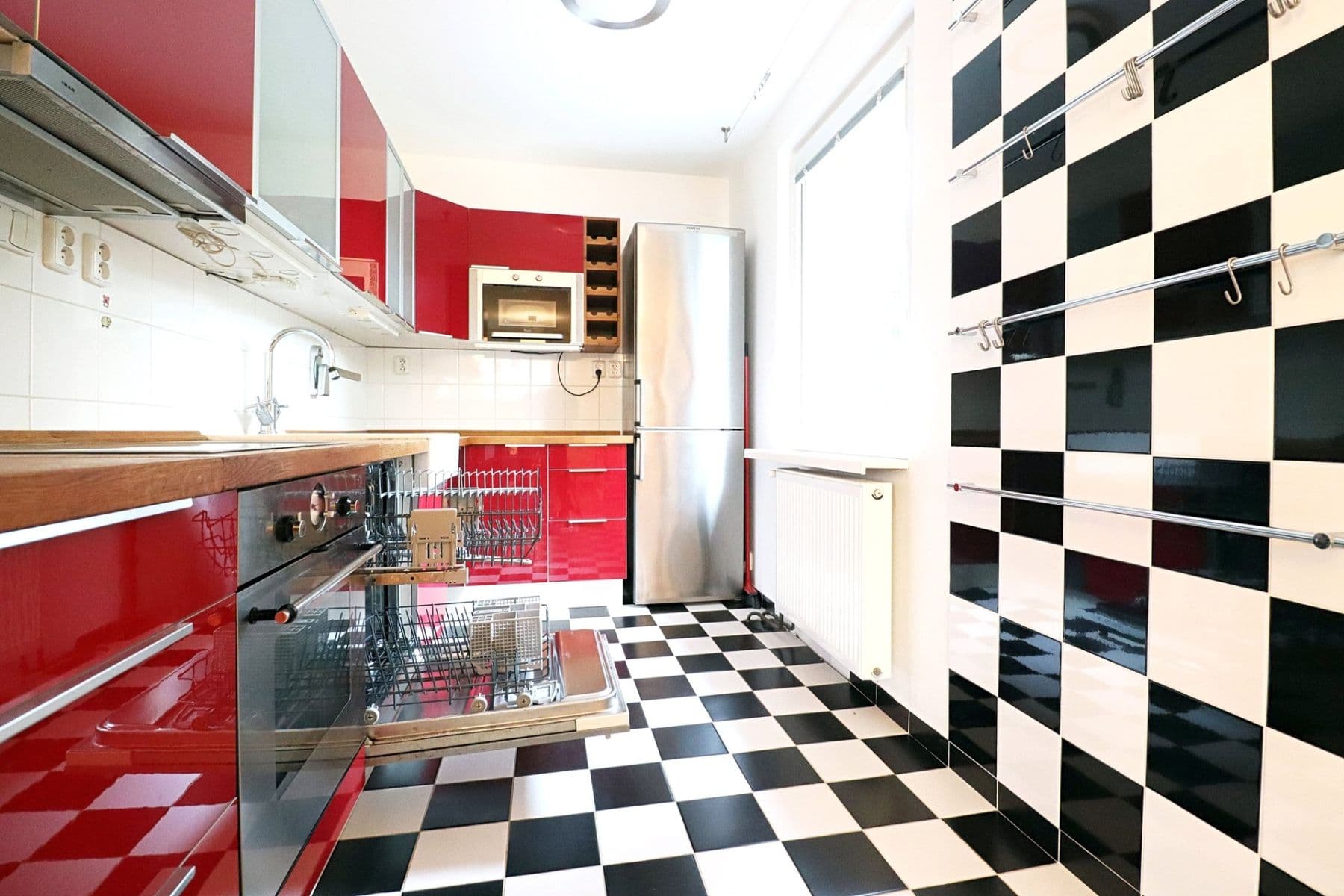 Prenájom bytu 4-izbový 84 m², Na Okrouhlíku, Praha, Praha Prenájom bytu 4-izbový 84 m², Na Okrouhlíku, Praha, Praha