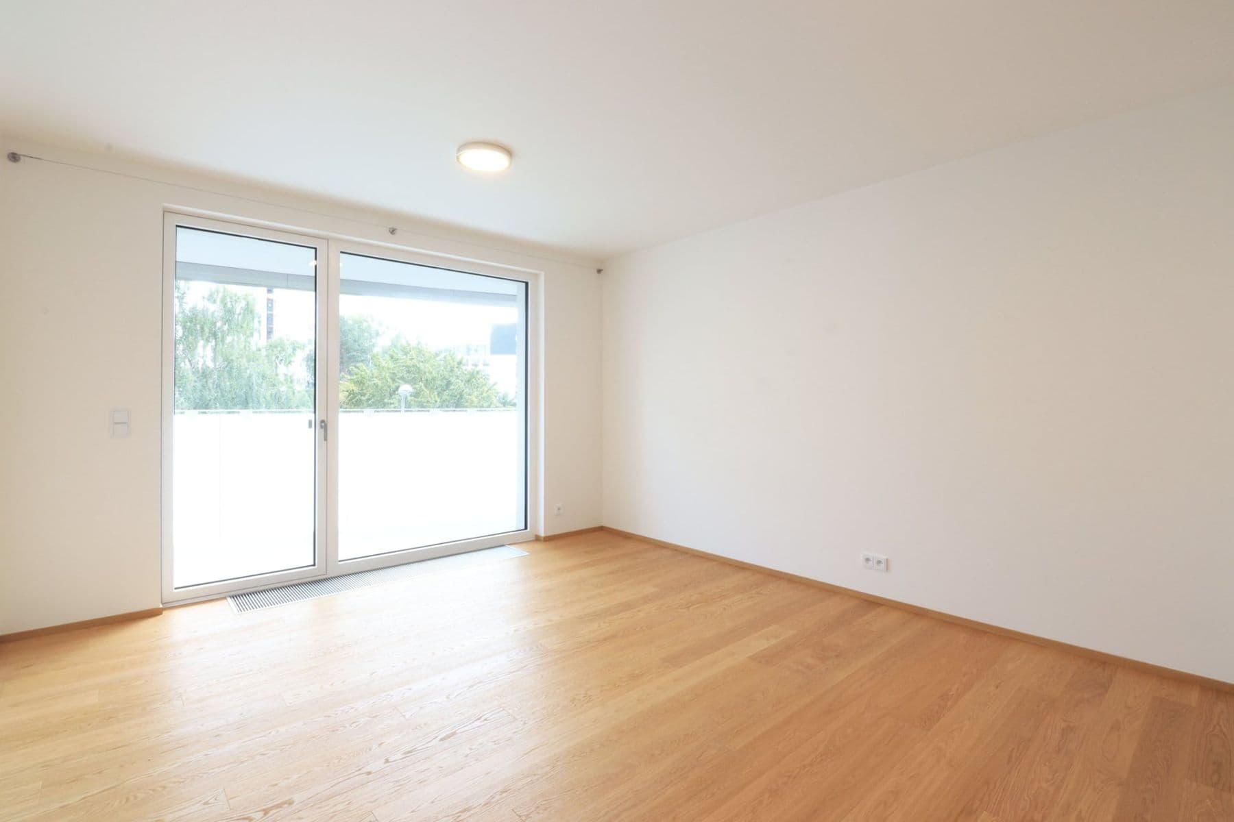 Prenájom bytu 1-izbový 32 m², Hodonínská, Praha, Praha Prenájom bytu 1-izbový 32 m², Hodonínská, Praha, Praha