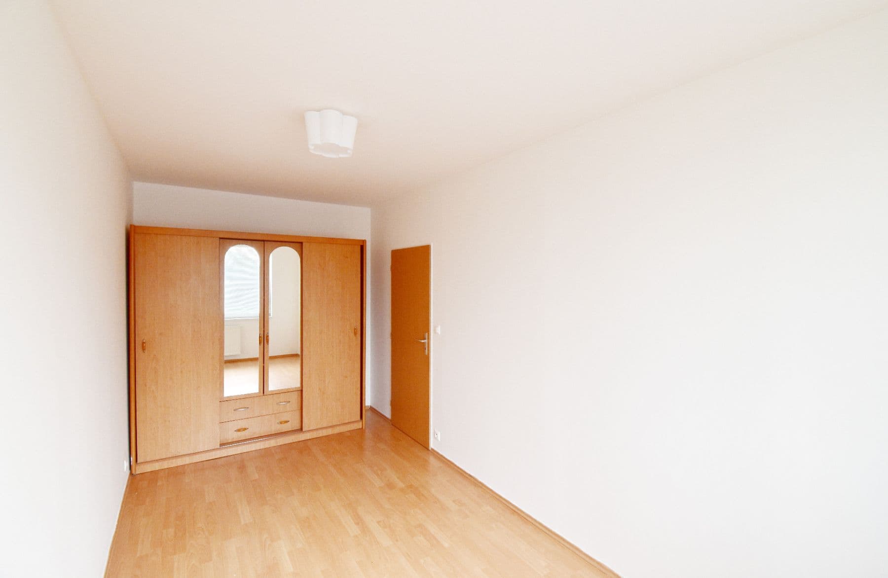 Prenájom bytu 2-izbový 58 m², Zlonická, Praha, Praha Prenájom bytu 2-izbový 58 m², Zlonická, Praha, Praha