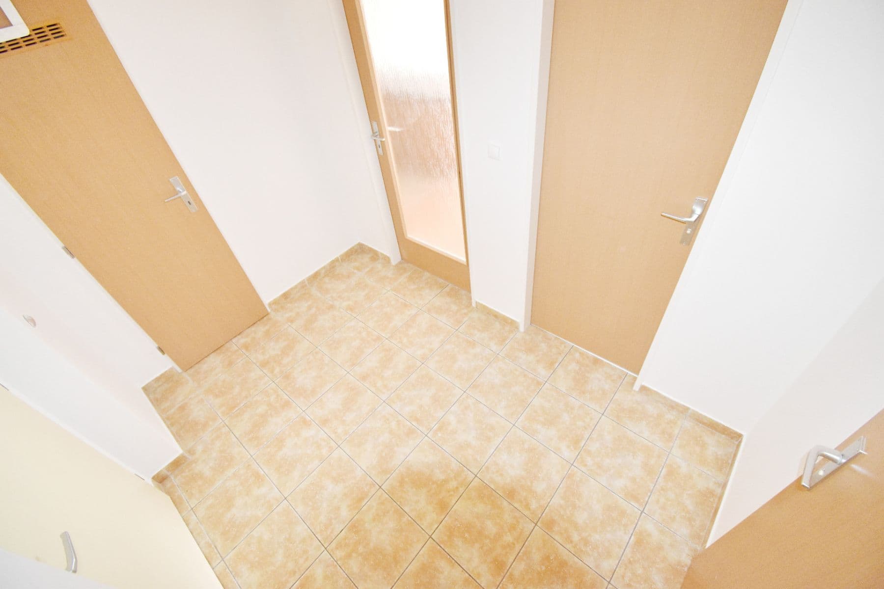 Prenájom bytu 2-izbový 58 m², Zlonická, Praha, Praha Prenájom bytu 2-izbový 58 m², Zlonická, Praha, Praha