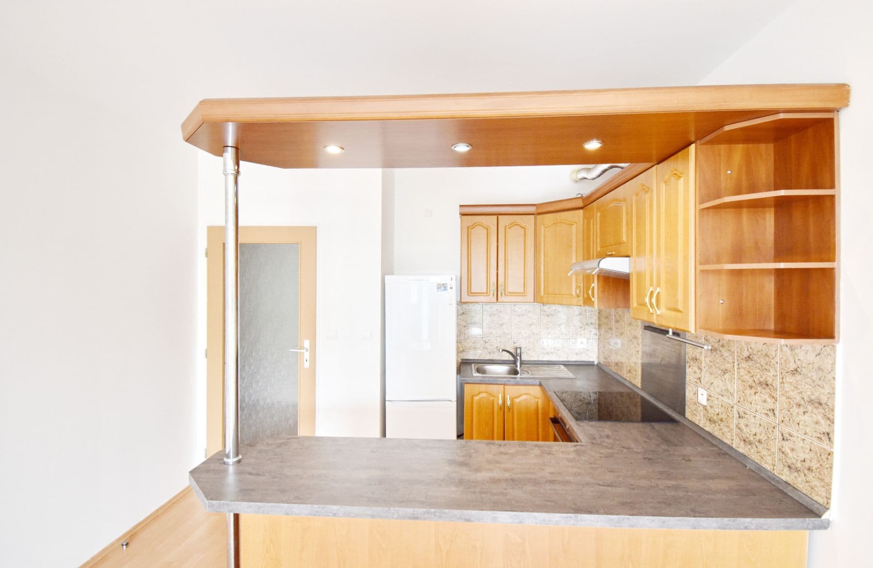 Prenájom bytu 2-izbový 58 m², Zlonická, Praha, Praha Prenájom bytu 2-izbový 58 m², Zlonická, Praha, Praha