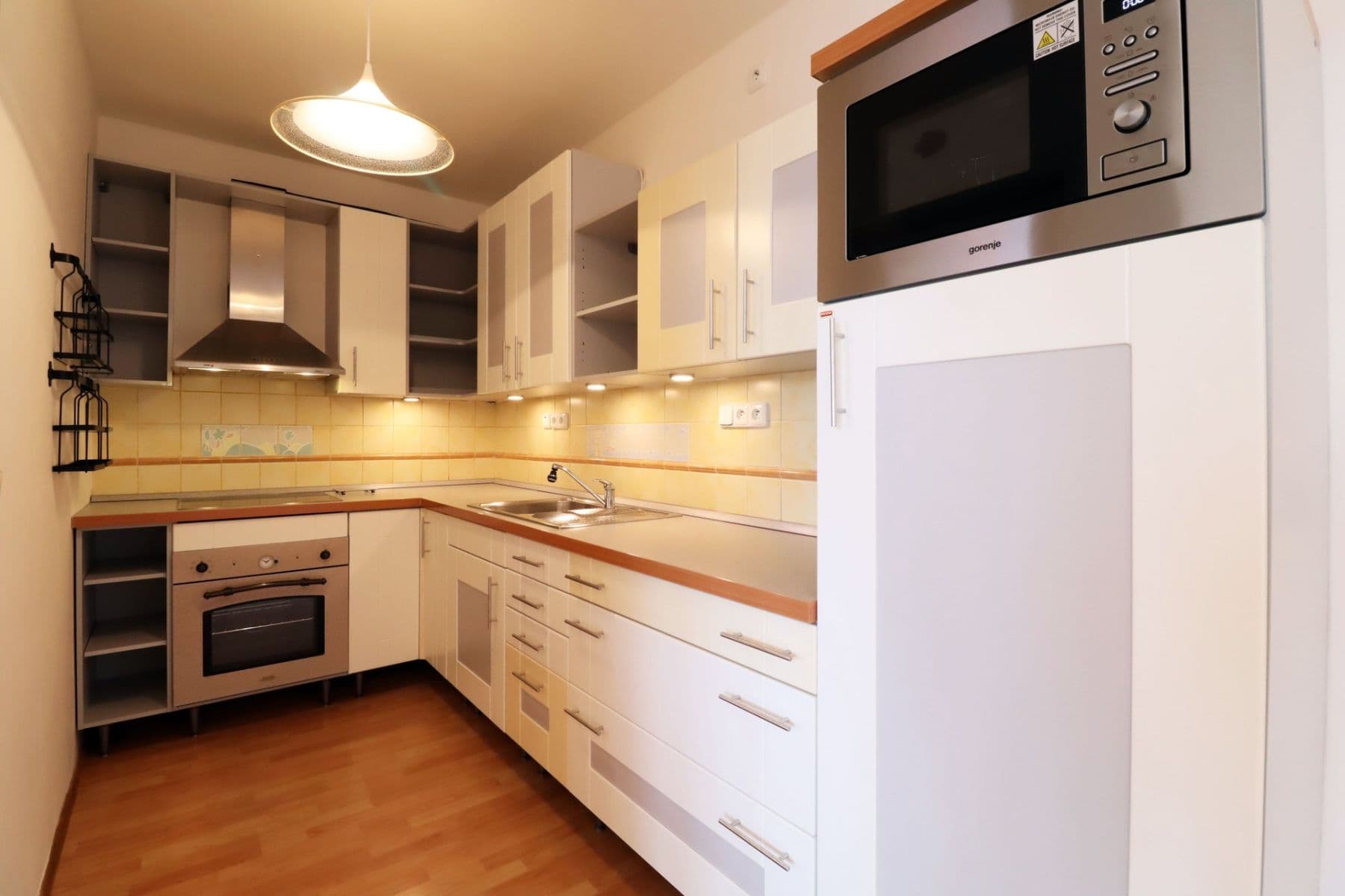 Prenájom bytu 2-izbový 46 m², Ve Stromkách, Vestec, Středočeský kraj Prenájom bytu 2-izbový 46 m², Ve Stromkách, Vestec, Středočeský kraj