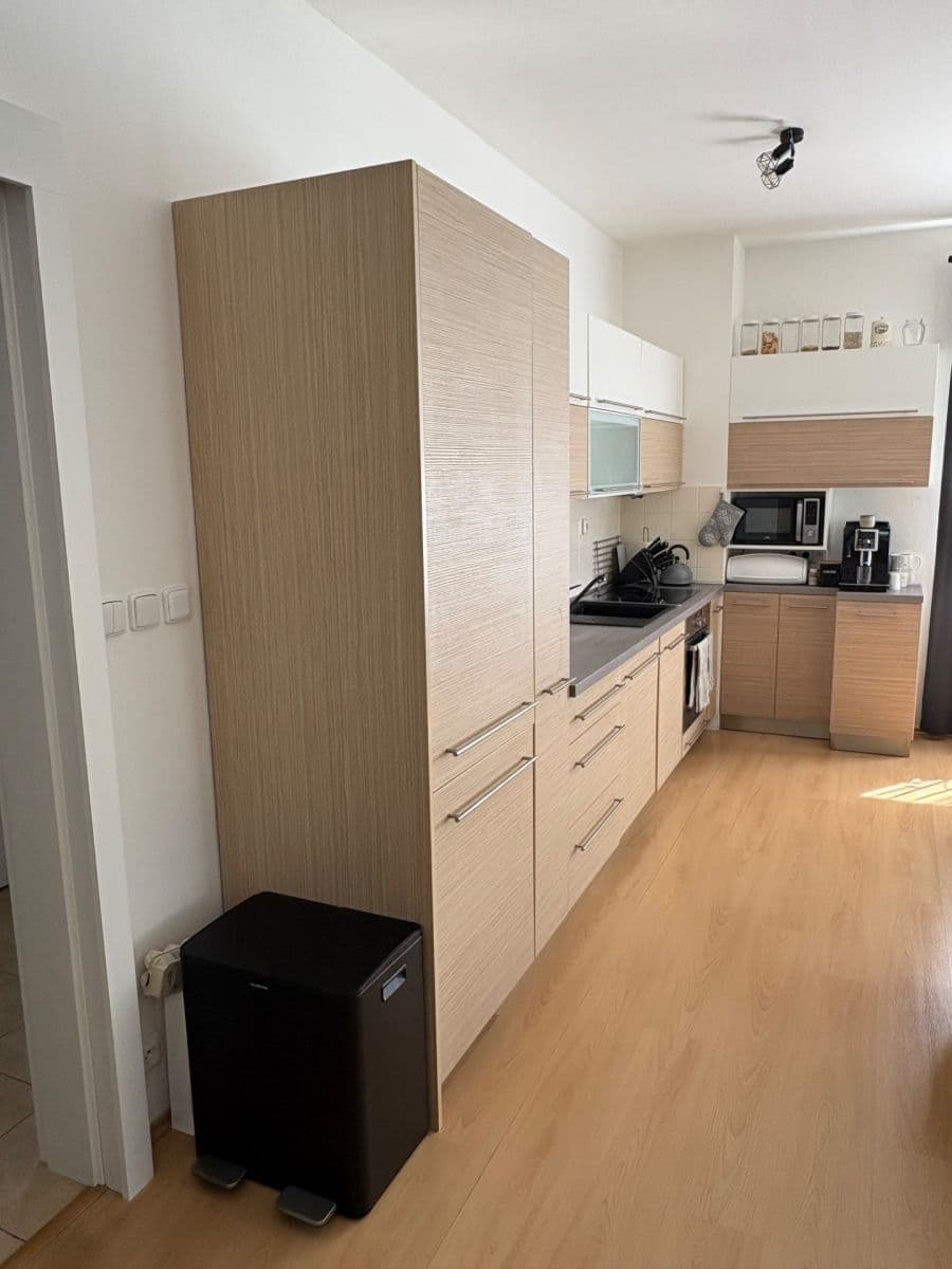 Prenájom bytu 2-izbový 61 m², Obránců míru, Třebíč, Kraj Vysočina Prenájom bytu 2-izbový 61 m², Obránců míru, Třebíč, Kraj Vysočina