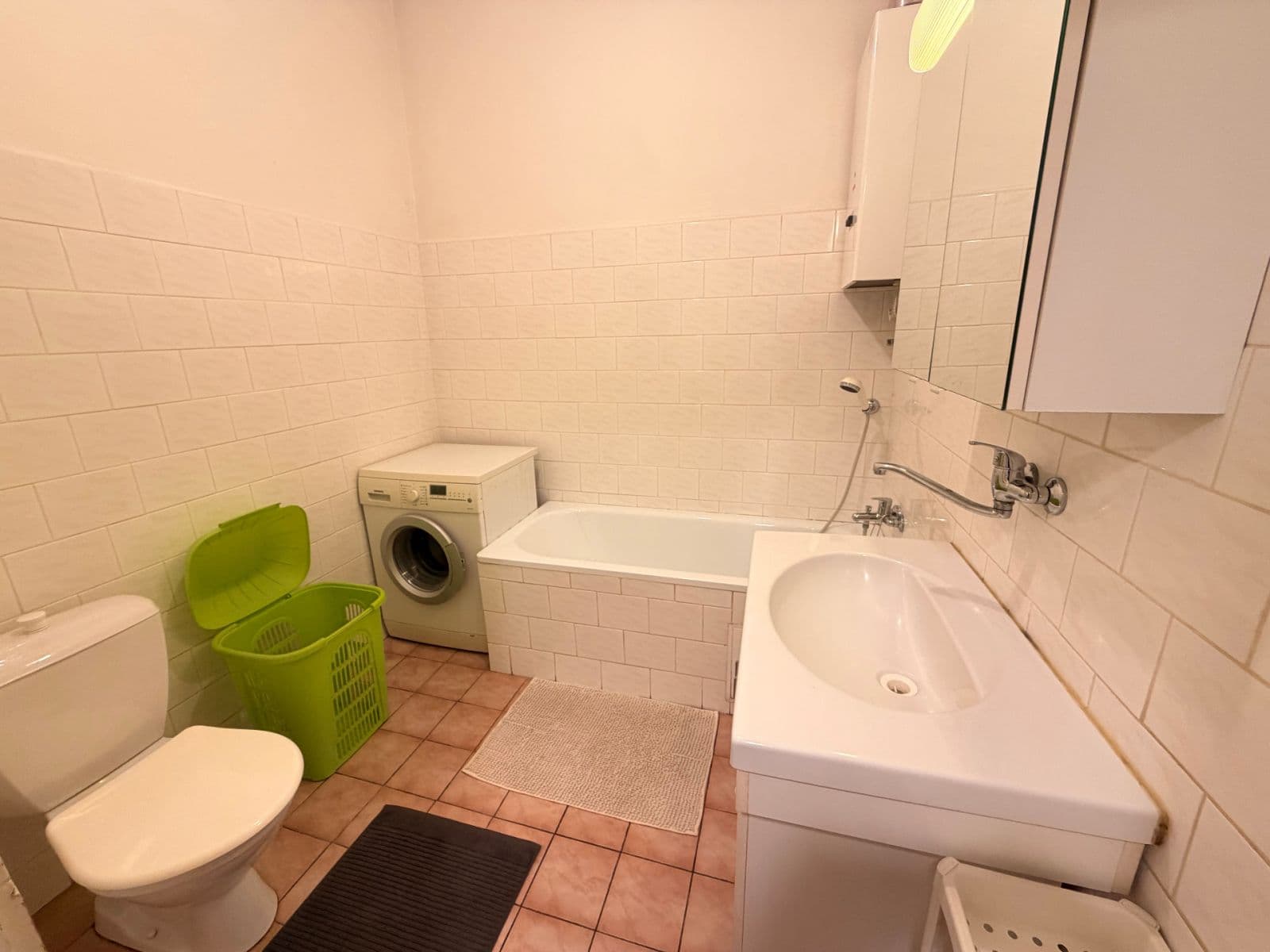 Prenájom bytu Garsoniéra 28 m², Biskupcova, Praha, Praha Prenájom bytu Garsoniéra 28 m², Biskupcova, Praha, Praha