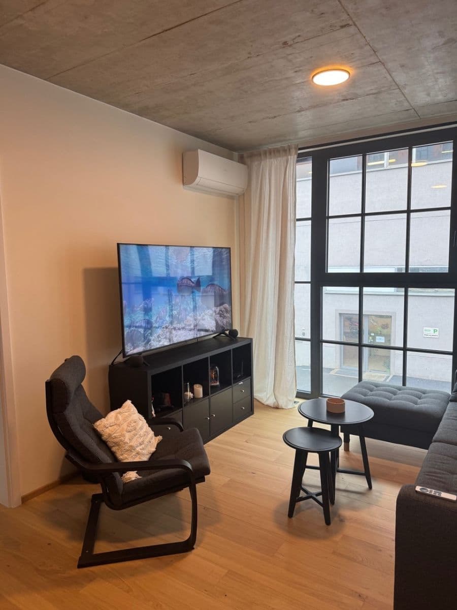 Predaj bytu 3-izbový 73 m², Kolbenova, Praha, Praha Predaj bytu 3-izbový 73 m², Kolbenova, Praha, Praha