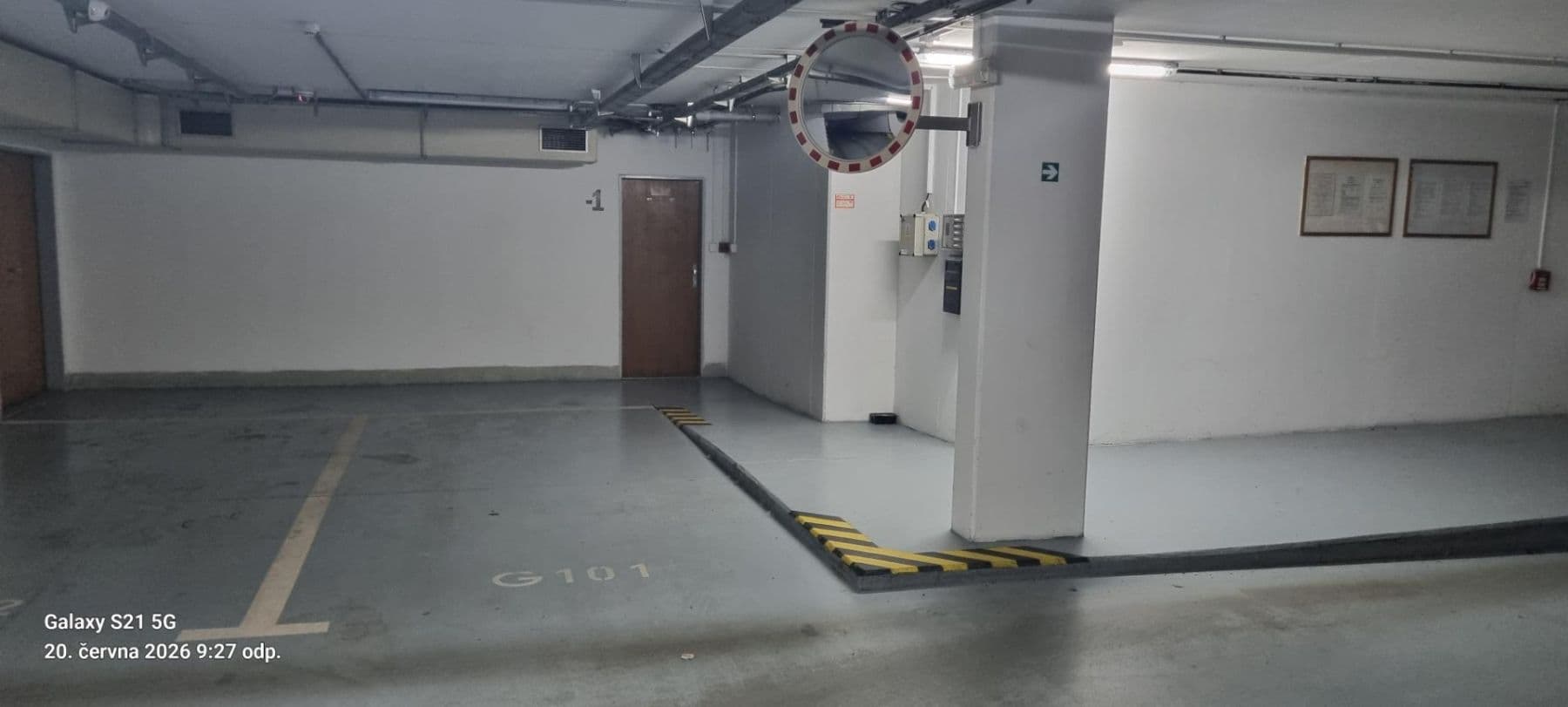 Prenájom garáže 15 m², Praha, Praha Prenájom garáže 15 m², Praha, Praha