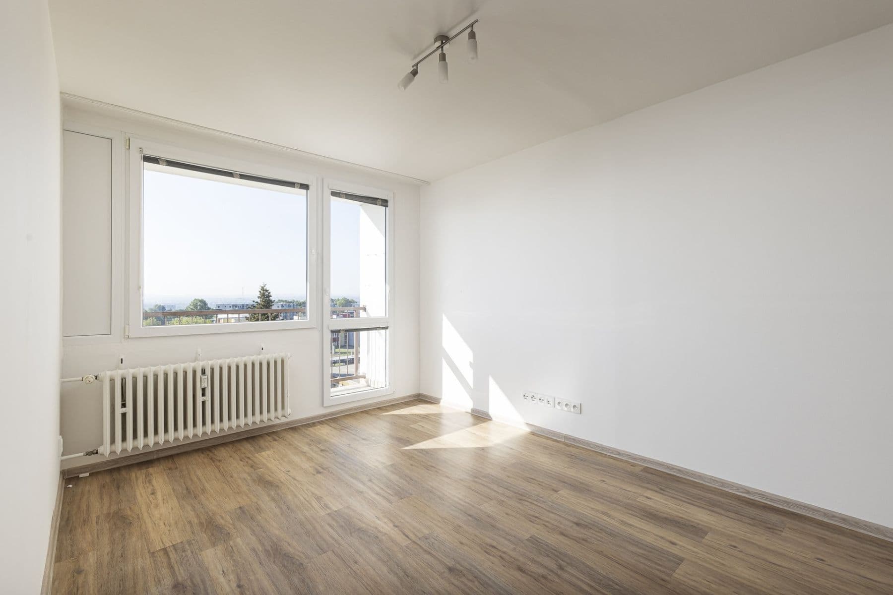 Prenájom bytu 2-izbový 41 m², Zárybská, Praha, Praha Prenájom bytu 2-izbový 41 m², Zárybská, Praha, Praha