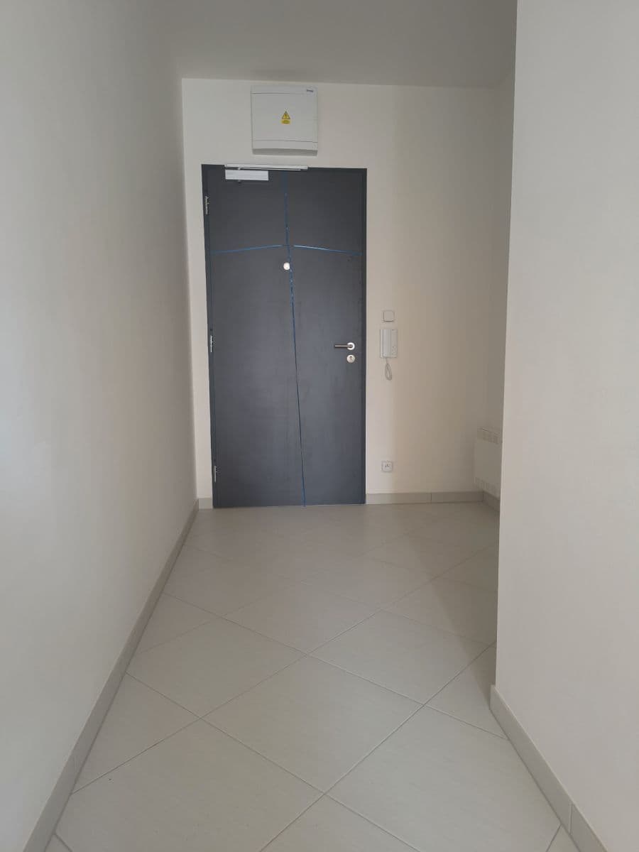 Prenájom bytu 1-izbový 36 m², Pod Harfou, Praha, Praha Prenájom bytu 1-izbový 36 m², Pod Harfou, Praha, Praha