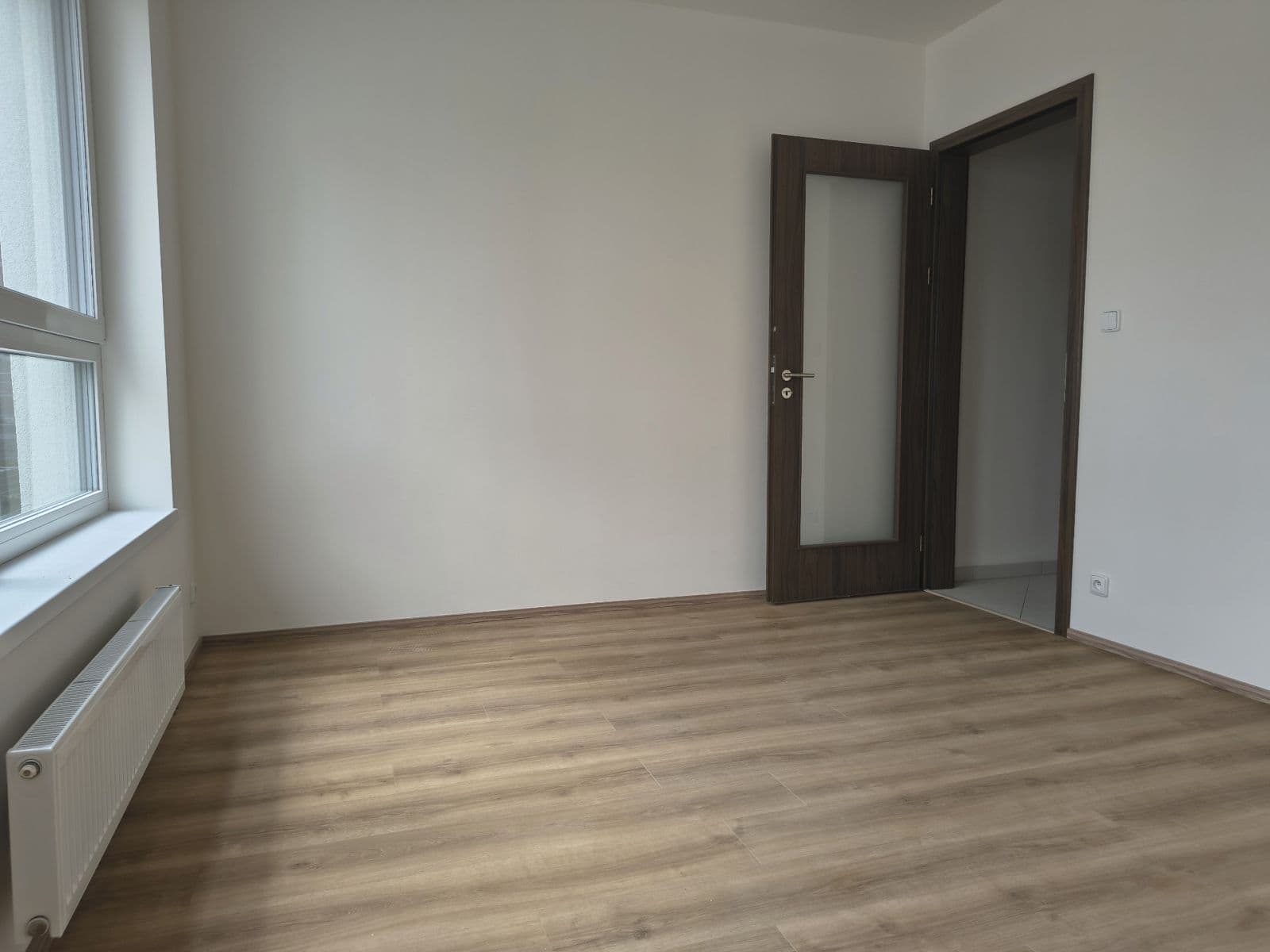 Prenájom bytu 1-izbový 36 m², Pod Harfou, Praha, Praha Prenájom bytu 1-izbový 36 m², Pod Harfou, Praha, Praha