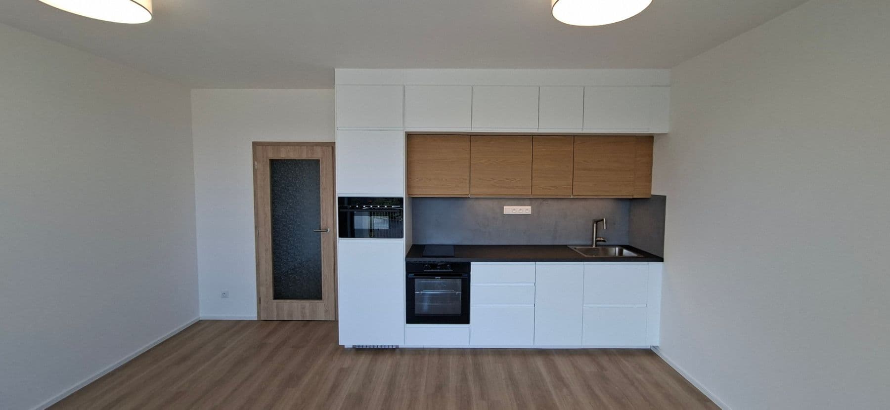 Prenájom bytu 1-izbový 31 m², Řepova, Brno, Jihomoravský kraj Prenájom bytu 1-izbový 31 m², Řepova, Brno, Jihomoravský kraj