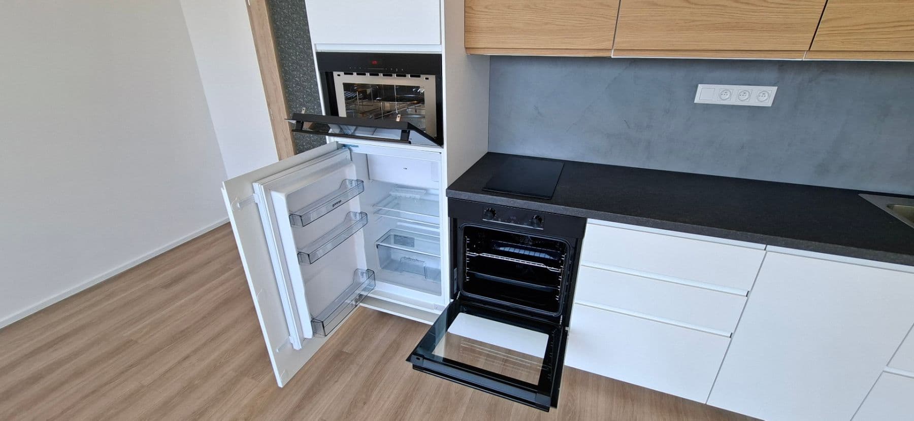 Prenájom bytu 1-izbový 31 m², Řepova, Brno, Jihomoravský kraj Prenájom bytu 1-izbový 31 m², Řepova, Brno, Jihomoravský kraj