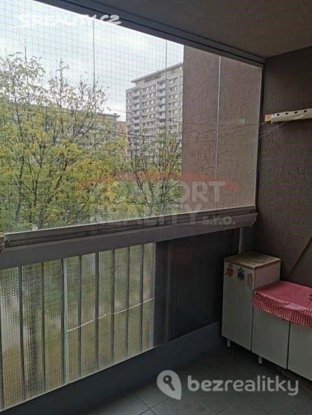 Prenájom bytu 3-izbový 67 m², Hrubého, Praha, Praha Prenájom bytu 3-izbový 67 m², Hrubého, Praha, Praha