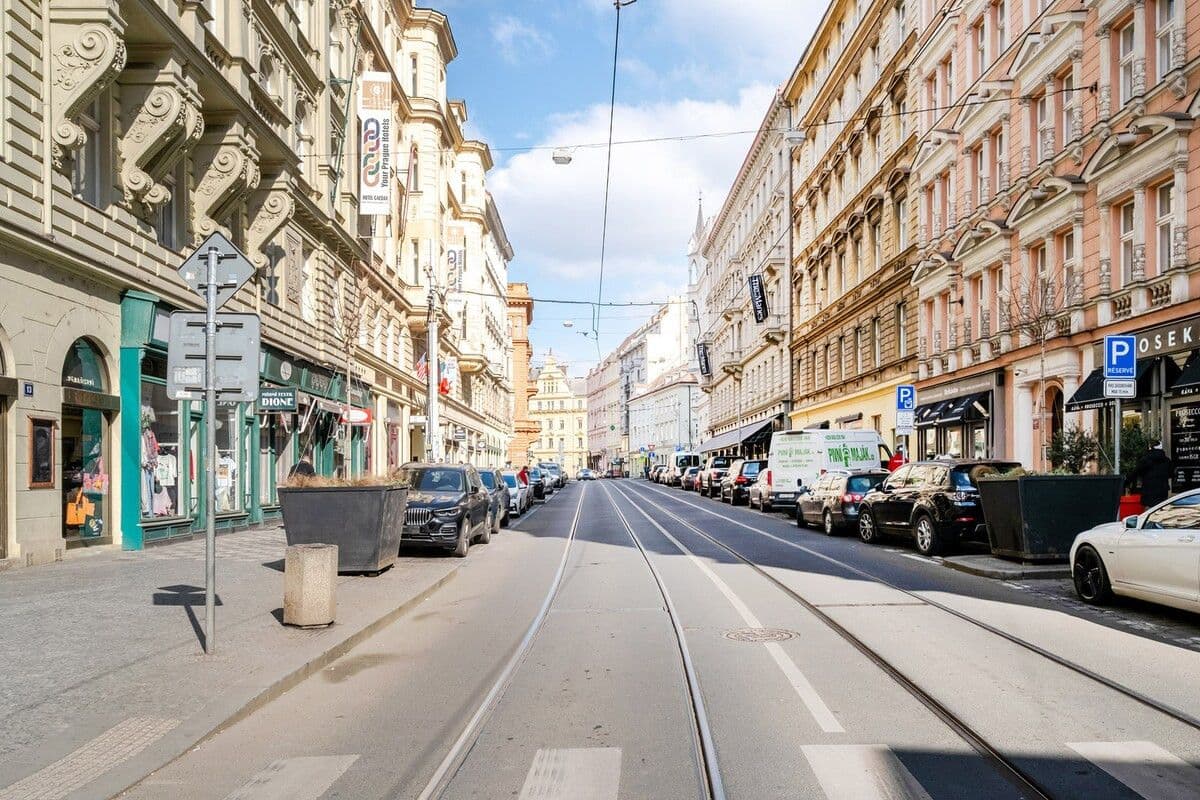 Prenájom bytu 48 m², Na Zderaze, Praha, Praha Prenájom bytu 48 m², Na Zderaze, Praha, Praha