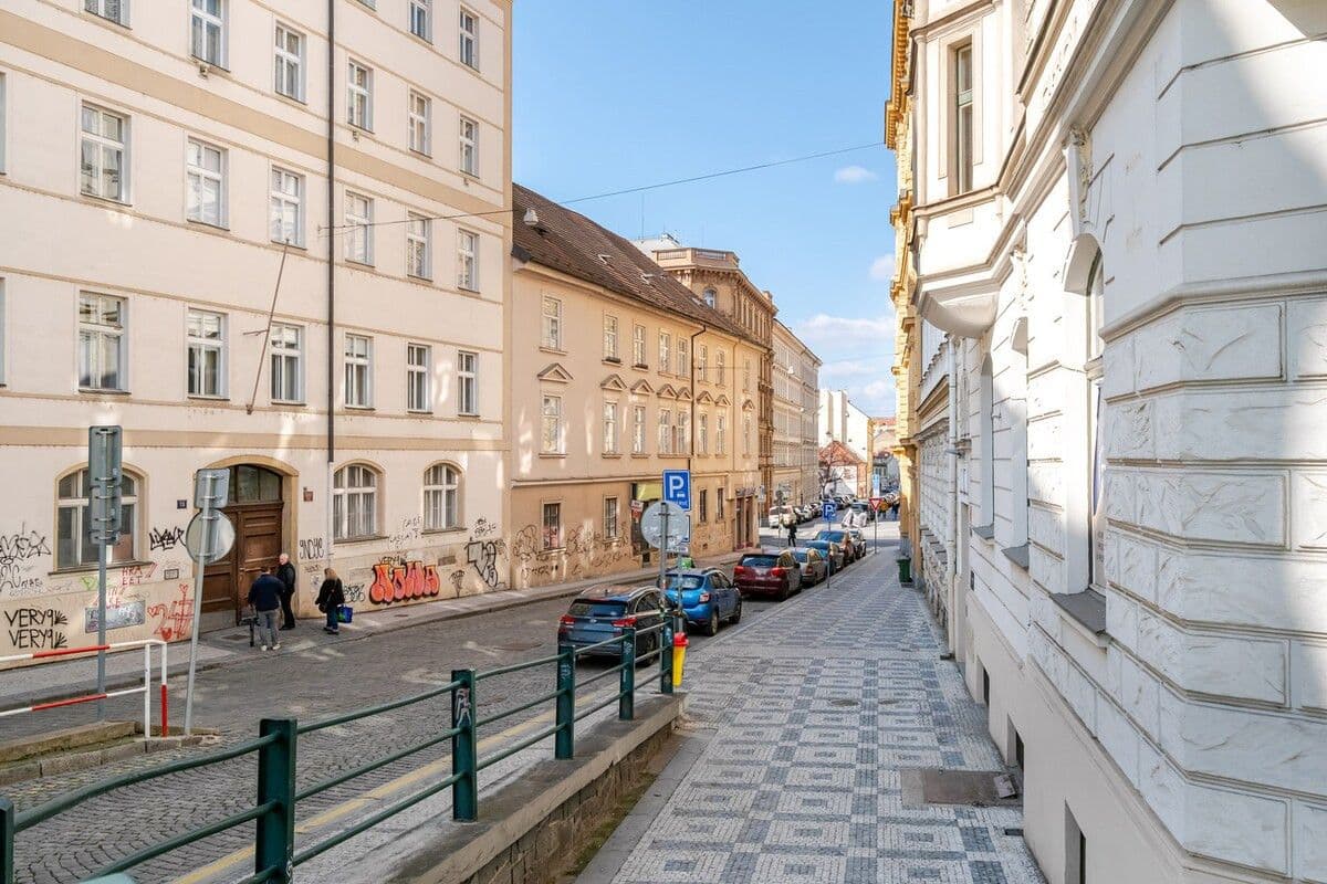 Prenájom bytu 48 m², Na Zderaze, Praha, Praha Prenájom bytu 48 m², Na Zderaze, Praha, Praha