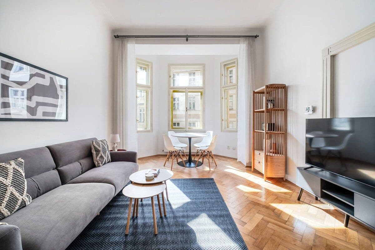 Prenájom bytu 48 m², Na Zderaze, Praha, Praha Prenájom bytu 48 m², Na Zderaze, Praha, Praha