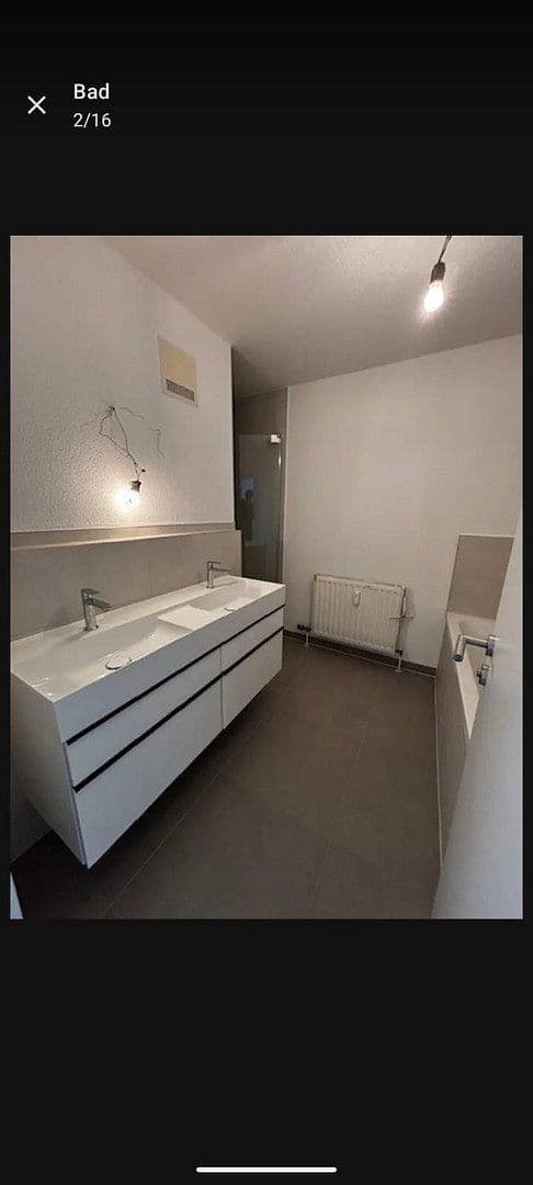 Prenájom bytu 4-izbový 94 m², Heidenheim an der Brenz, Bádensko-Wurttembersko Prenájom bytu 4-izbový 94 m², Heidenheim an der Brenz, Bádensko-Wurttembersko