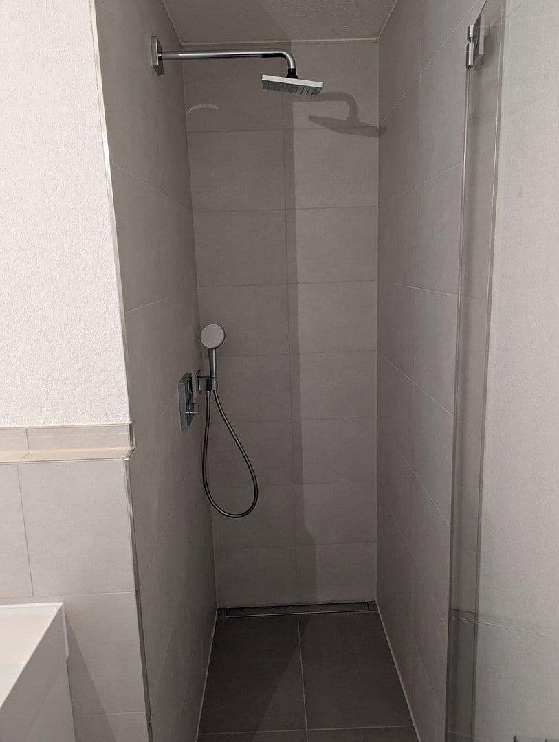 Prenájom bytu 4-izbový 94 m², Heidenheim an der Brenz, Bádensko-Wurttembersko Prenájom bytu 4-izbový 94 m², Heidenheim an der Brenz, Bádensko-Wurttembersko