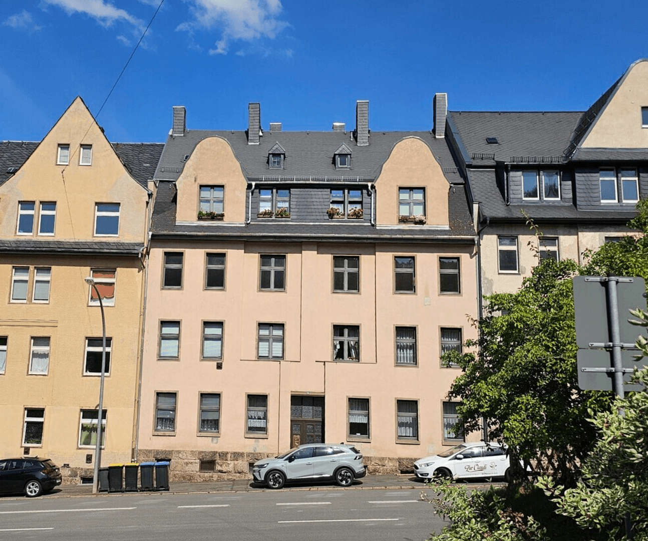 Prenájom bytu 6-izbový 115 m², Schwarzenberger Str. 75, Aue-Bad Schlema, Sasko Prenájom bytu 6-izbový 115 m², Schwarzenberger Str. 75, Aue-Bad Schlema, Sasko