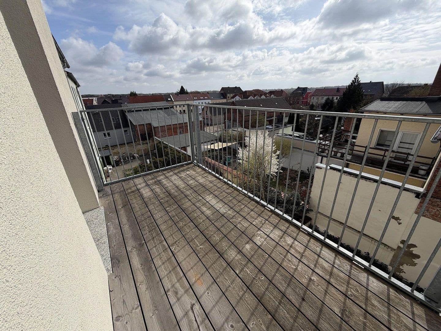 Prenájom bytu 3-izbový 85 m², Ziegelstraße 47, Dessau-Roßlau, Sasko-Anhaltsko Prenájom bytu 3-izbový 85 m², Ziegelstraße 47, Dessau-Roßlau, Sasko-Anhaltsko