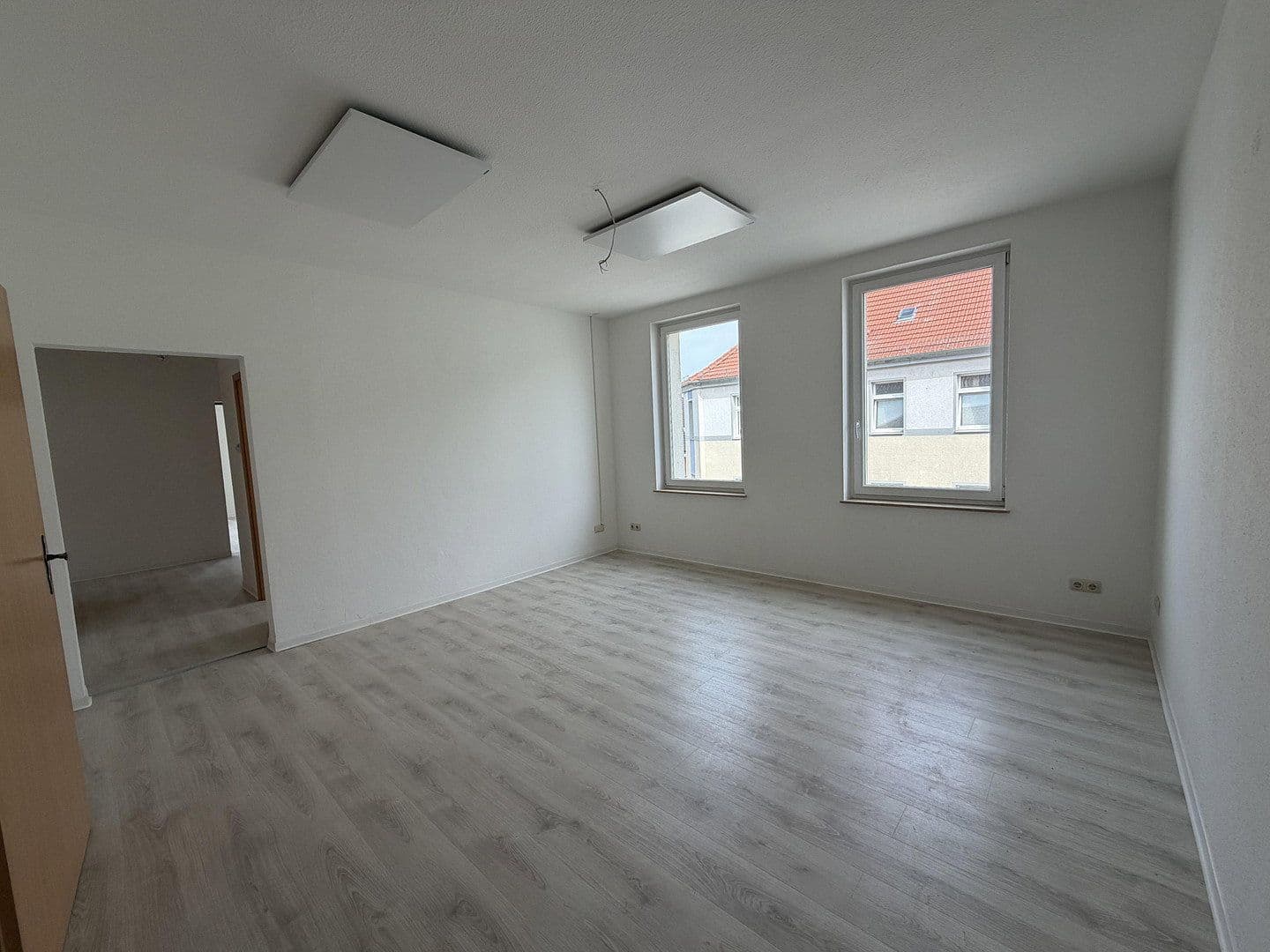 Prenájom bytu 3-izbový 85 m², Ziegelstraße 47, Dessau-Roßlau, Sasko-Anhaltsko Prenájom bytu 3-izbový 85 m², Ziegelstraße 47, Dessau-Roßlau, Sasko-Anhaltsko