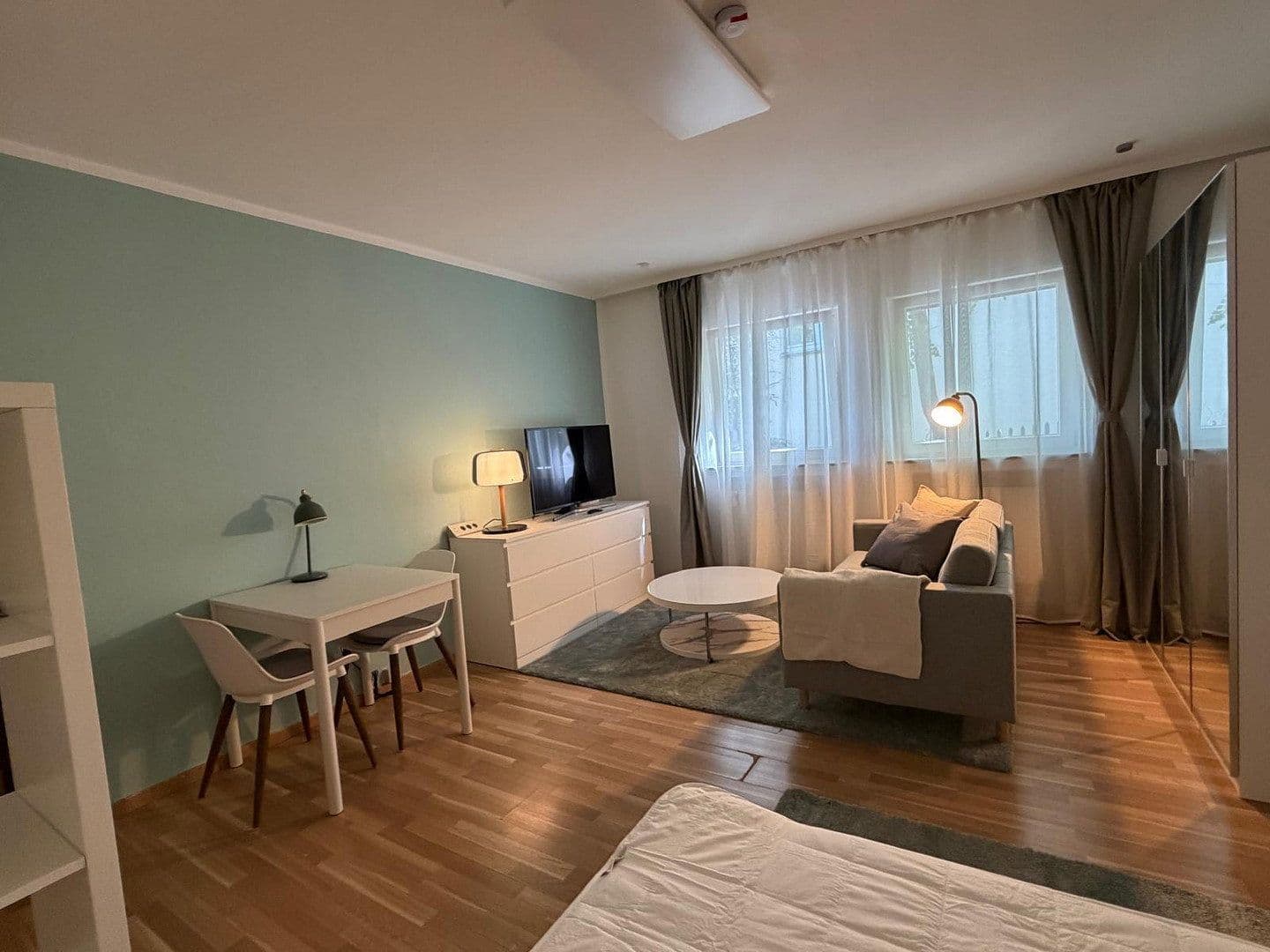Prenájom bytu 1-izbový 31 m², Stuttgart, Bádensko-Wurttembersko Prenájom bytu 1-izbový 31 m², Stuttgart, Bádensko-Wurttembersko